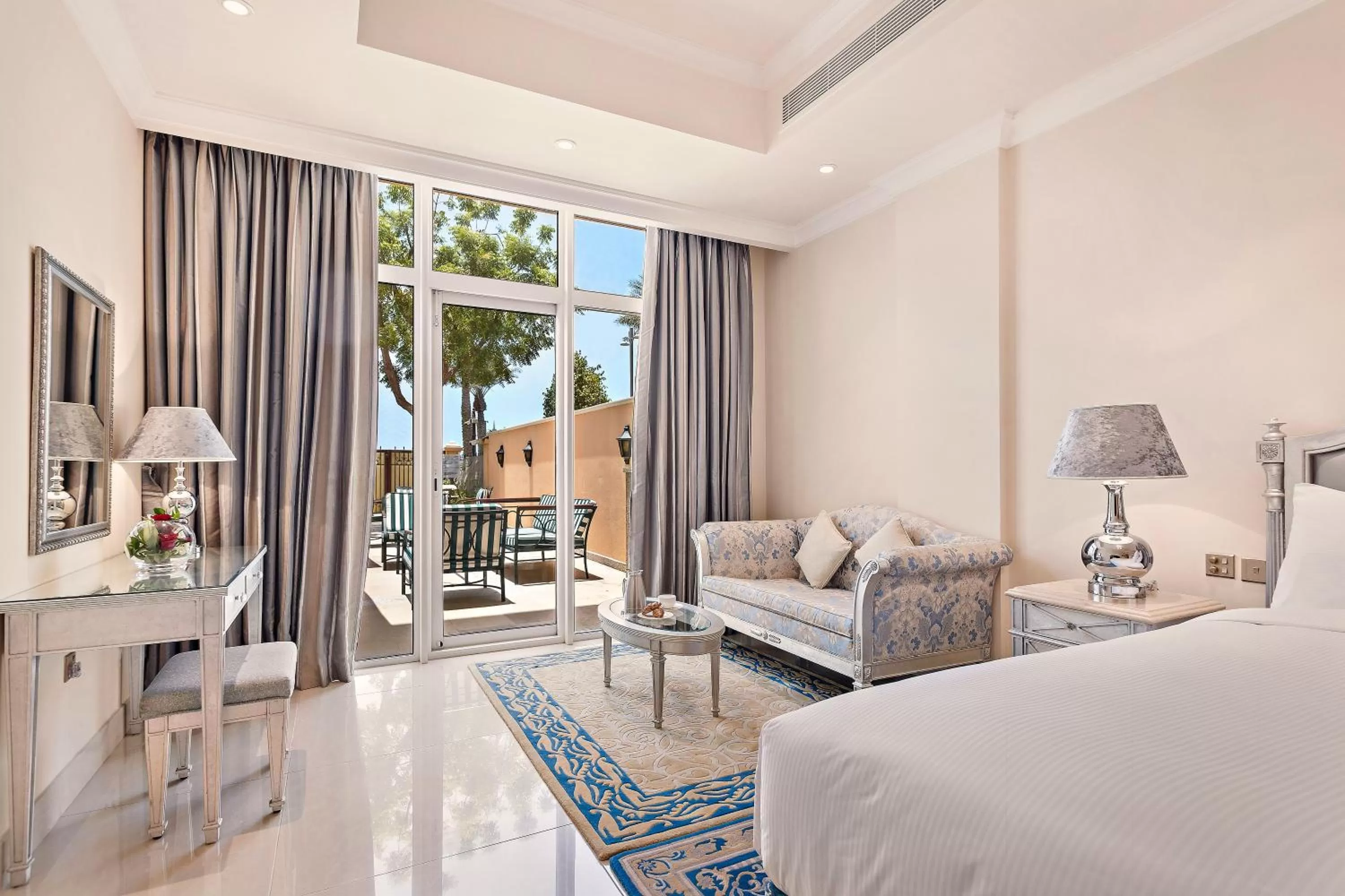 Bedroom, Bed in Kempinski Hotel & Residences Palm Jumeirah