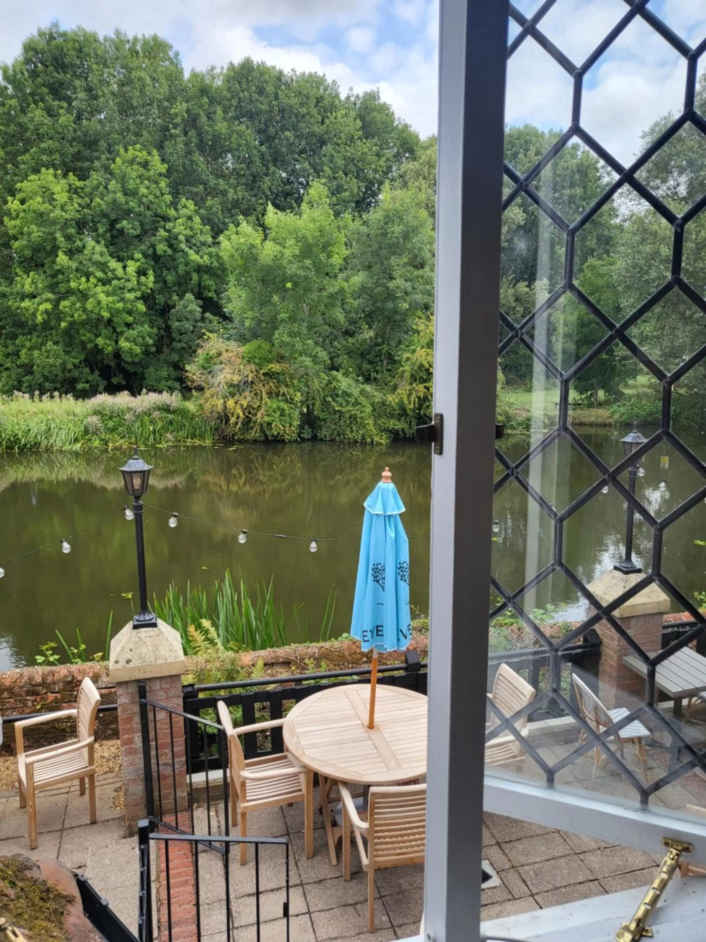 River view in The Kingfisher