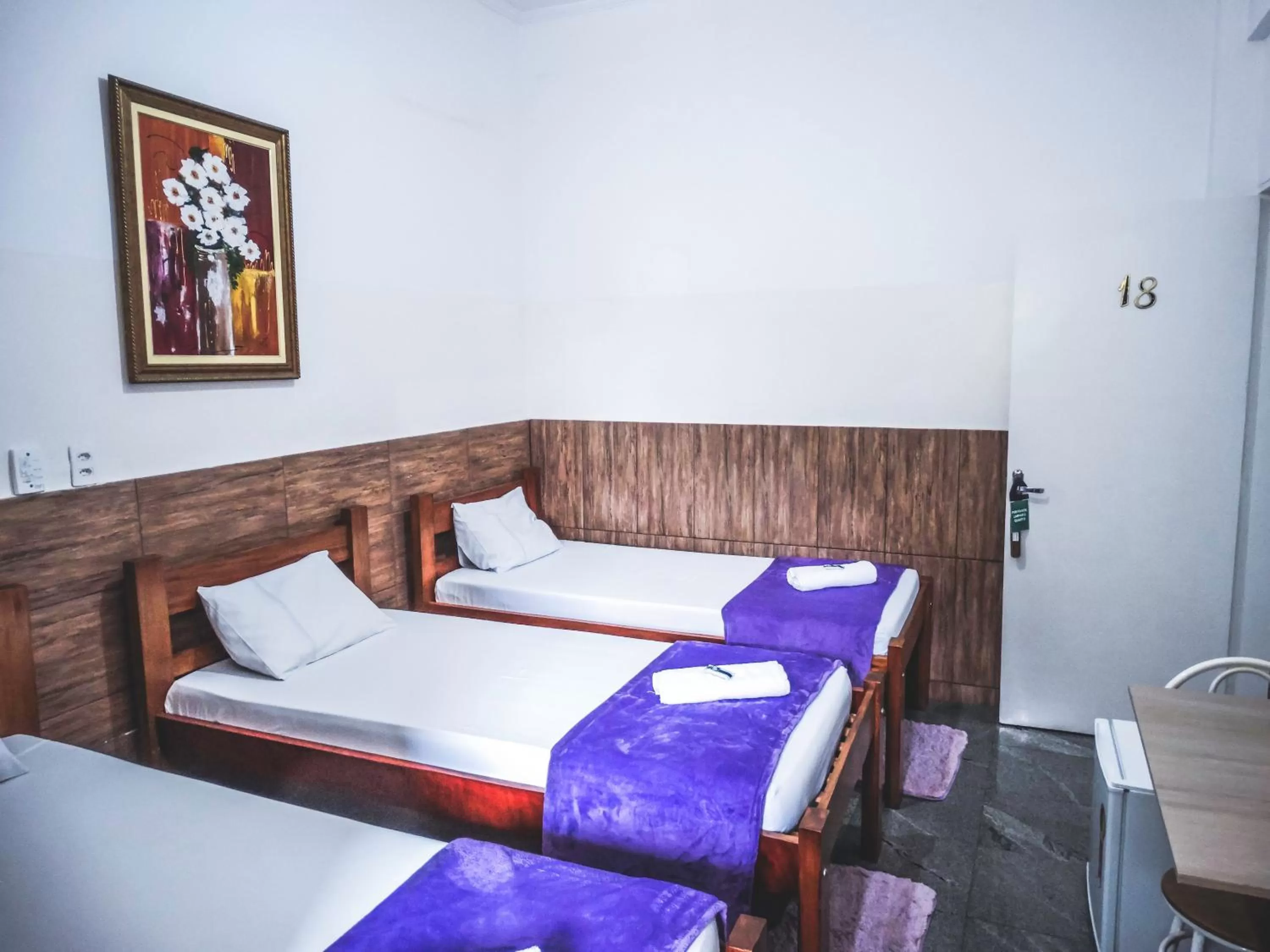 Bed in Maranim Plaza Hotel