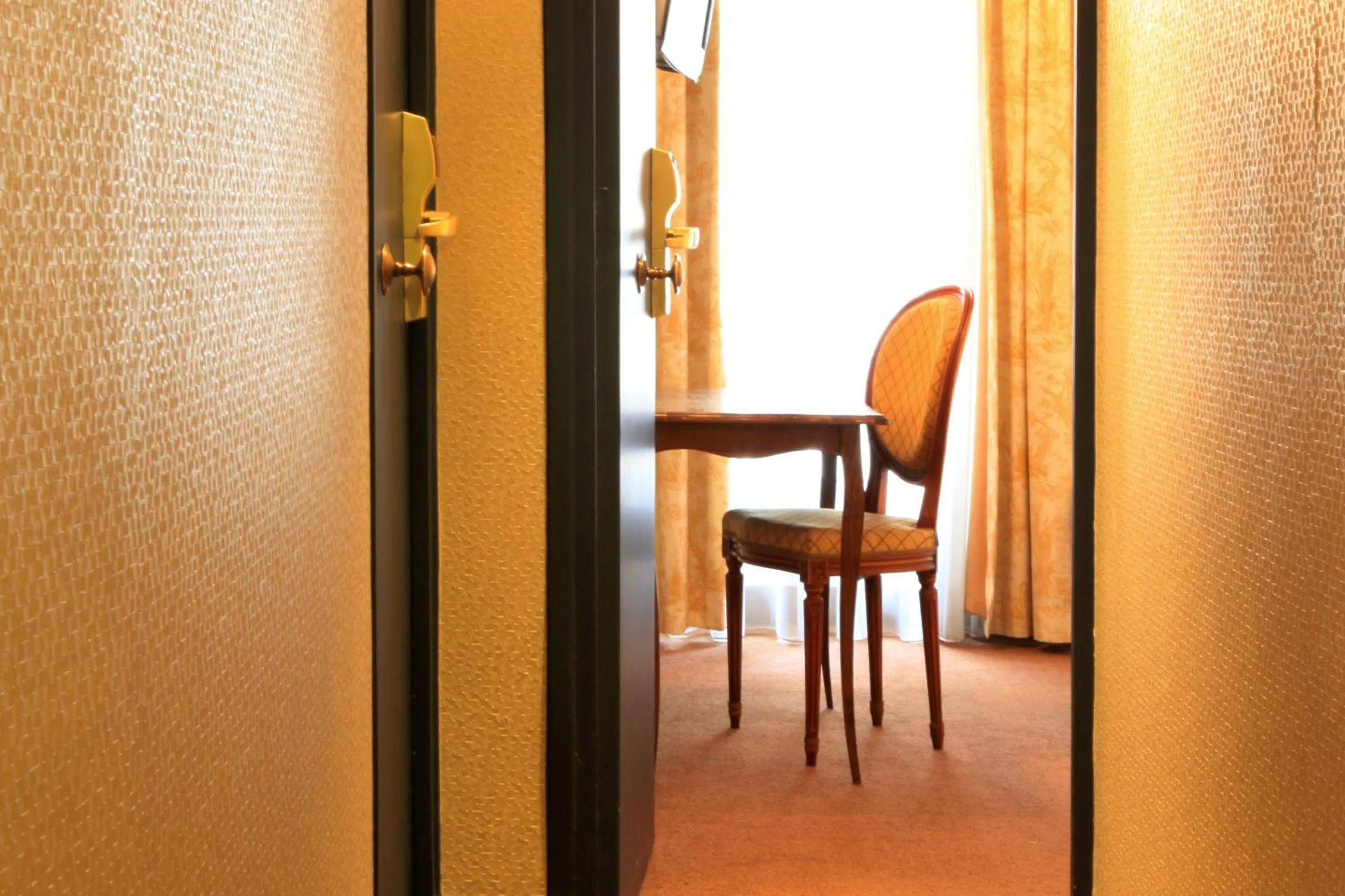 Seating area in Hôtel Gaillon Opera
