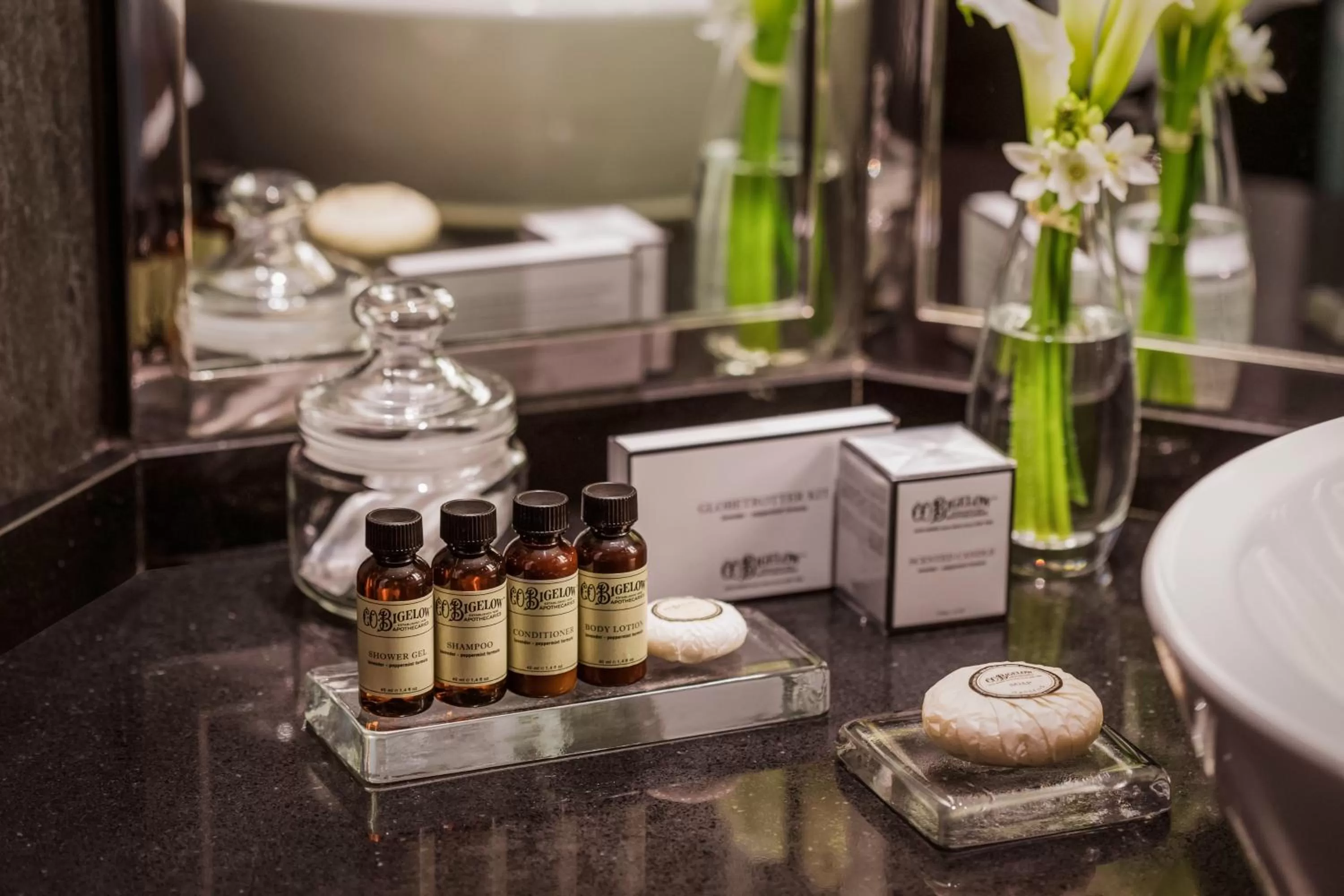 Bathroom in Pullman Madrid Airport & Feria