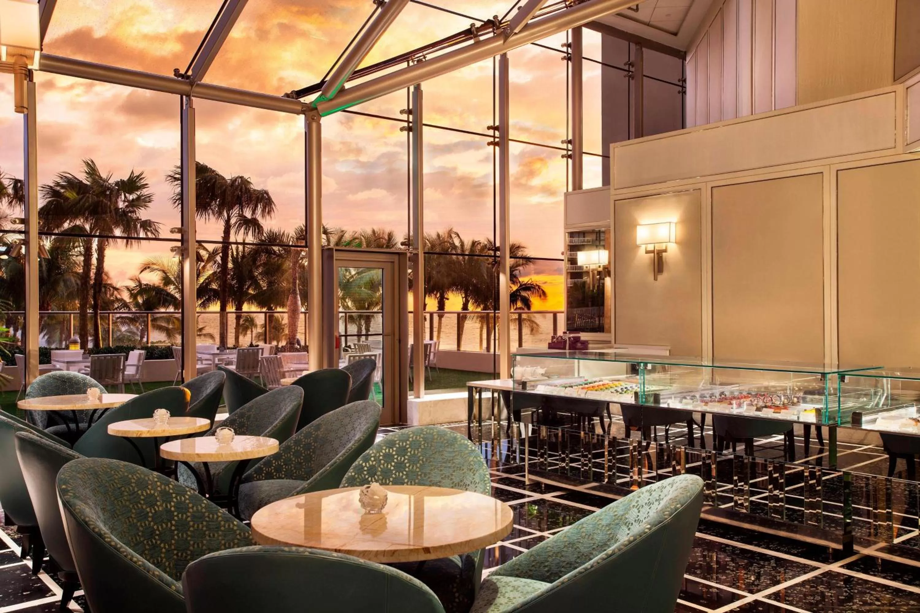 Restaurant/places to eat in The St. Regis Bal Harbour Resort