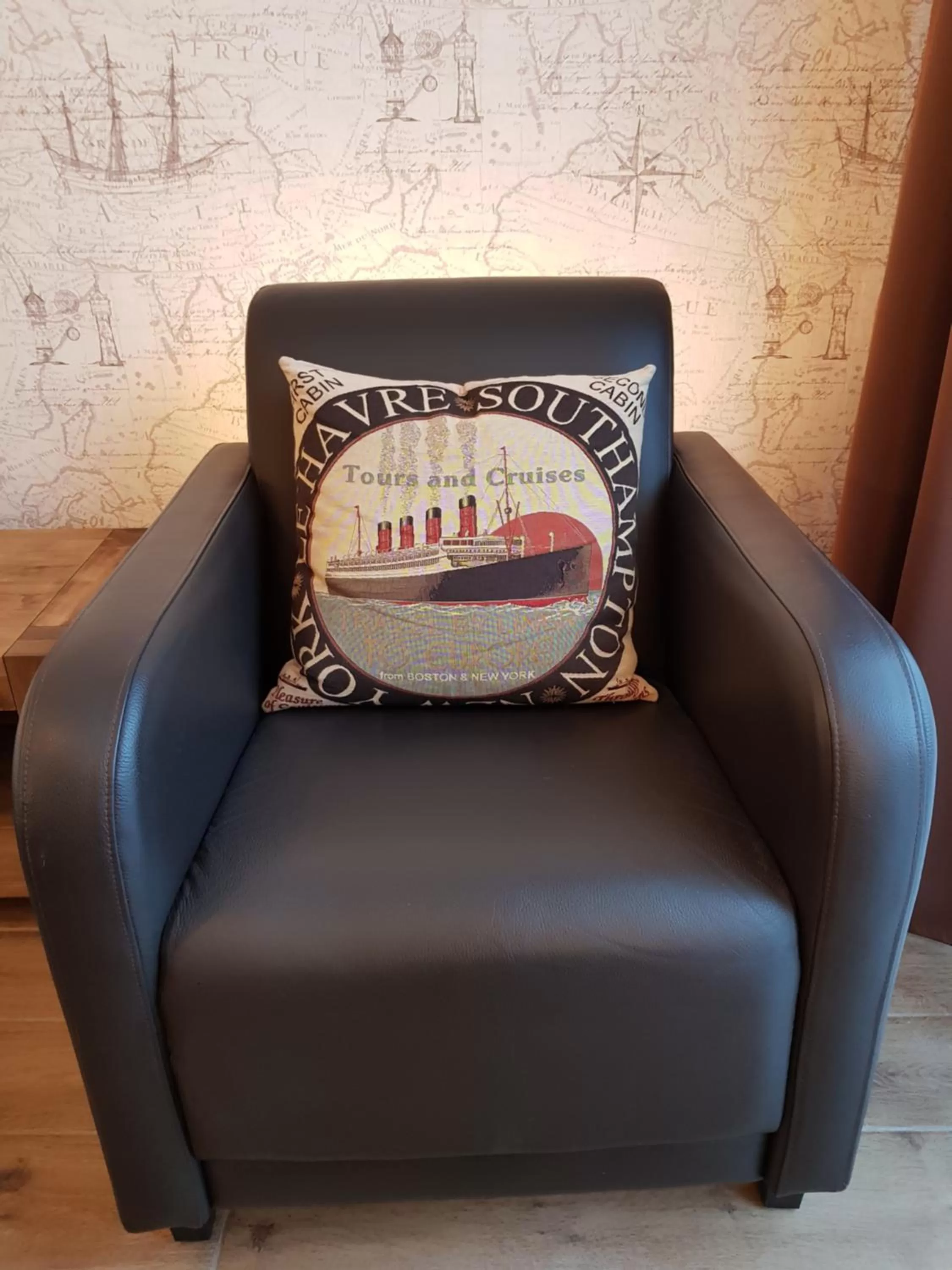 Decorative detail in Hotel Aquarius