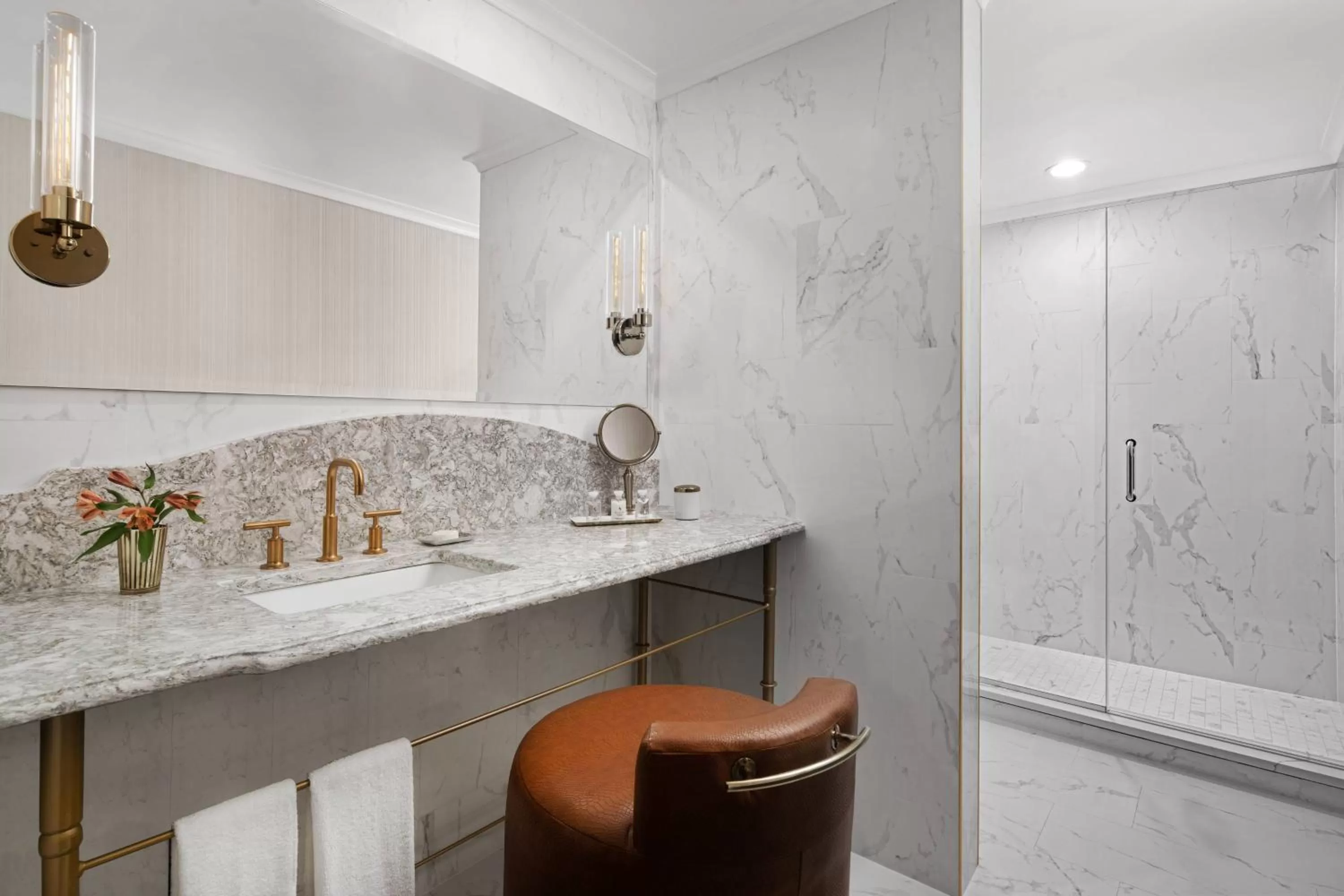 Bathroom in The Drake Oak Brook, Autograph Collection