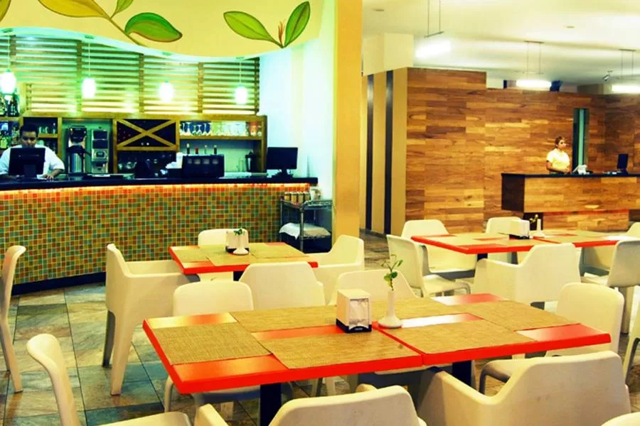 Hotel Andiroba Palace