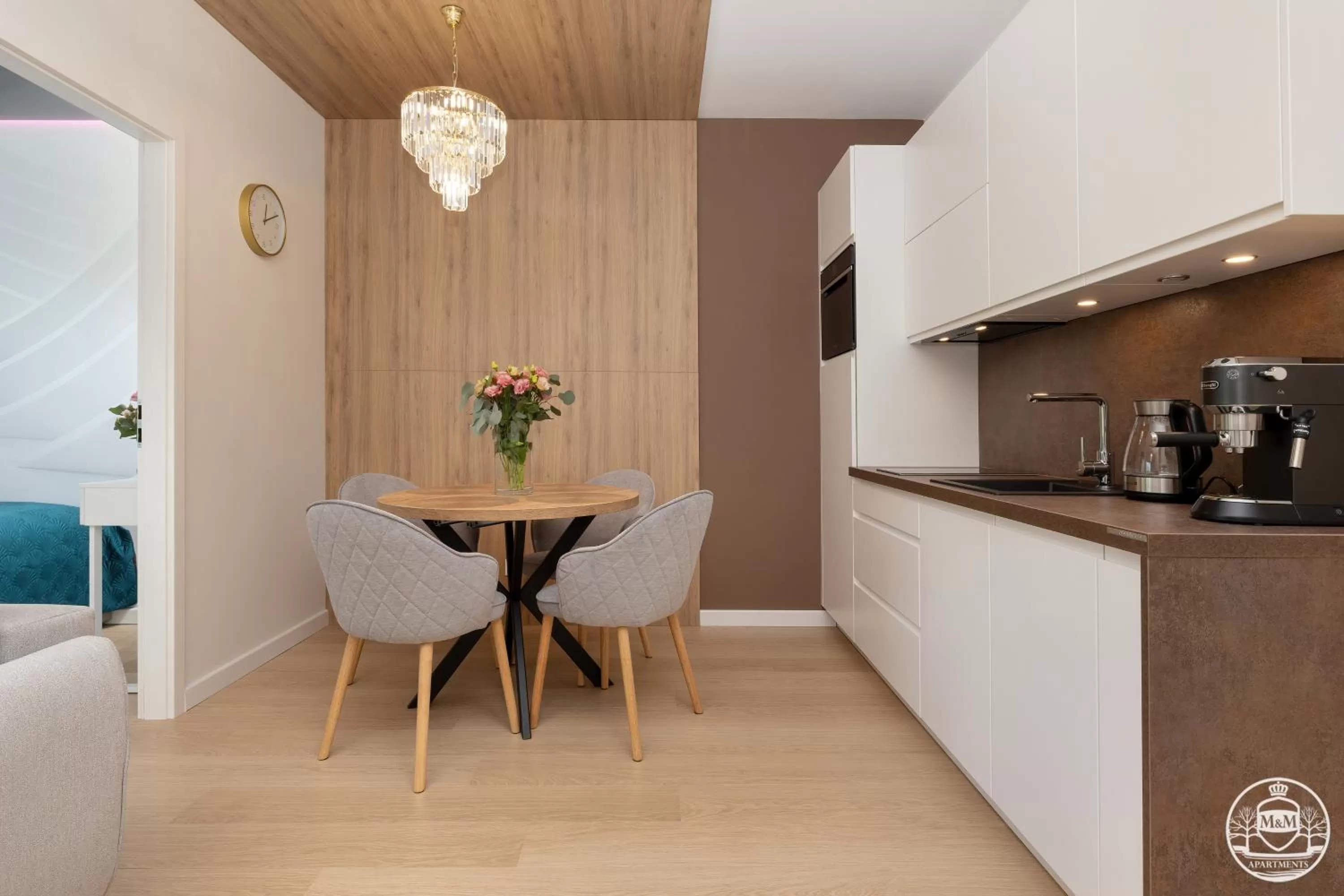 Coffee/tea facilities, Kitchen/Kitchenette in Nadmorskie Tarasy - Apartments M&M