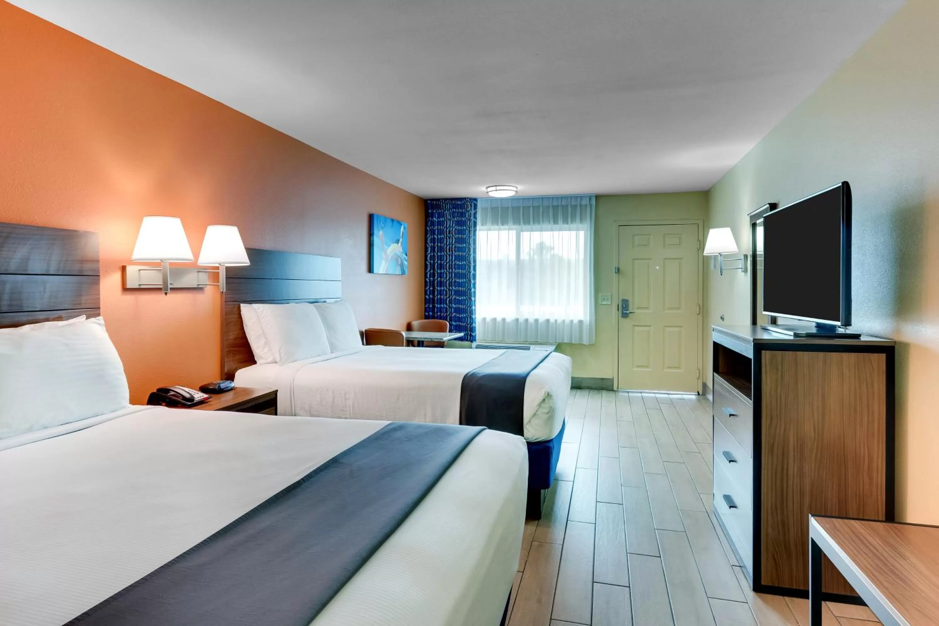 Bed in Captains Quarters Inn