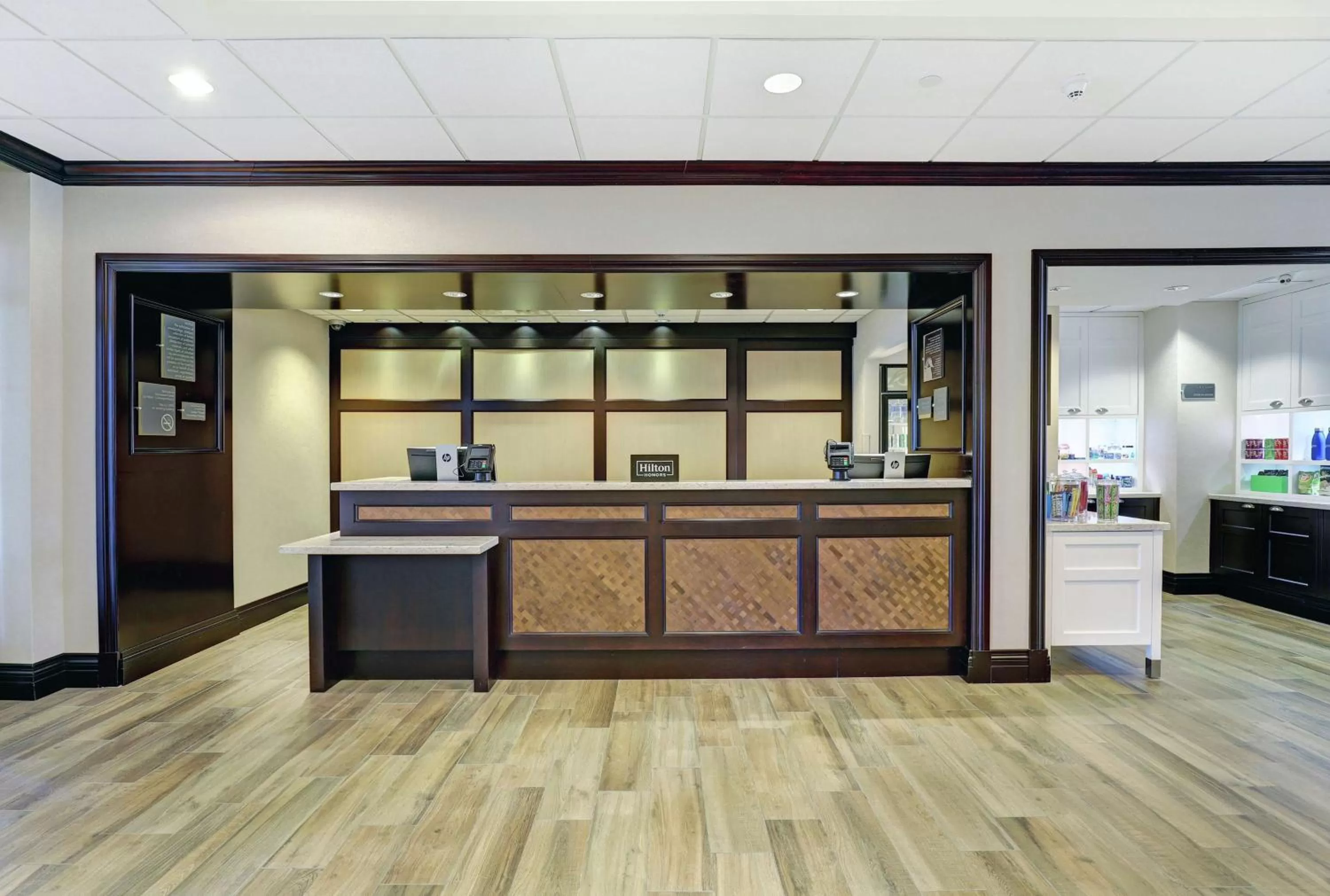 Lobby or reception in Homewood Suites by Hilton Cambridge-Waterloo, Ontario