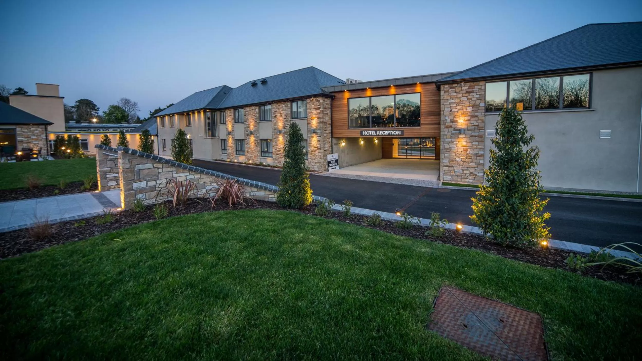 Facade/entrance in Hotel Kilmore