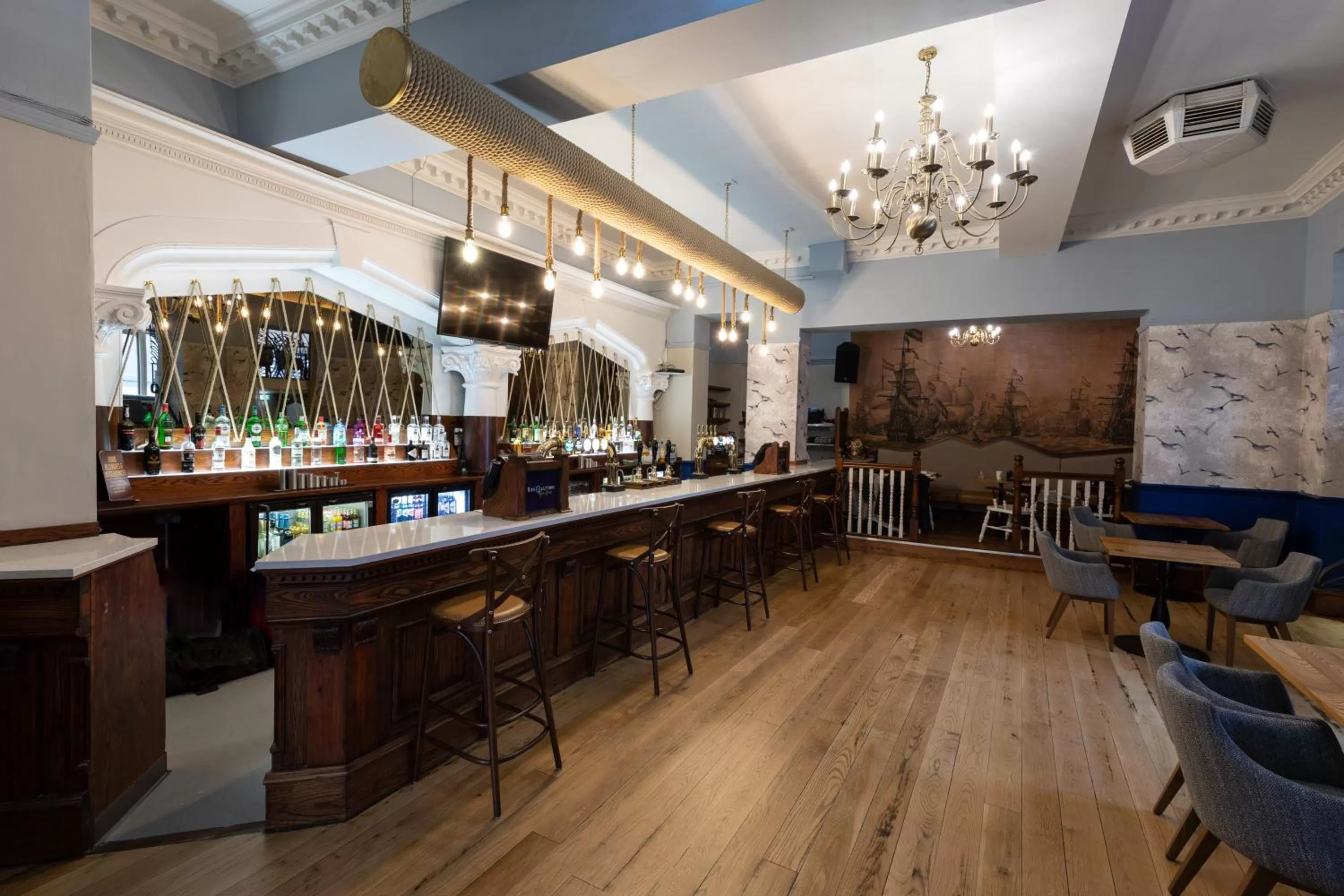 Lounge or bar, Lounge/Bar in The Resolution Hotel