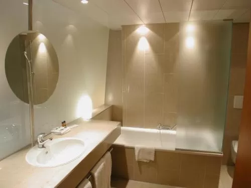 Double or Twin Room with City View in Palmiers by Fassbind