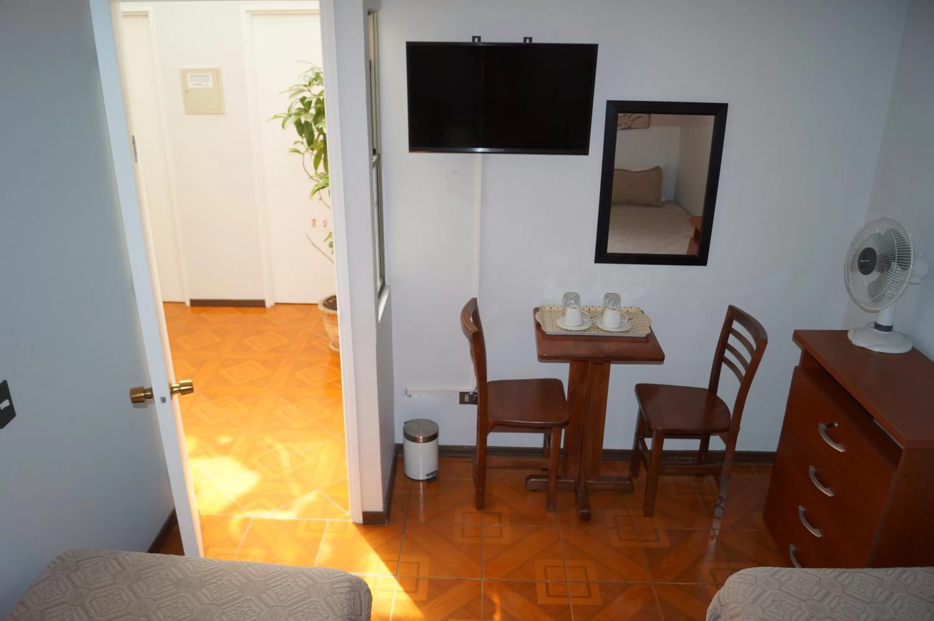 TV/Entertainment Center in Residencial Universitaria