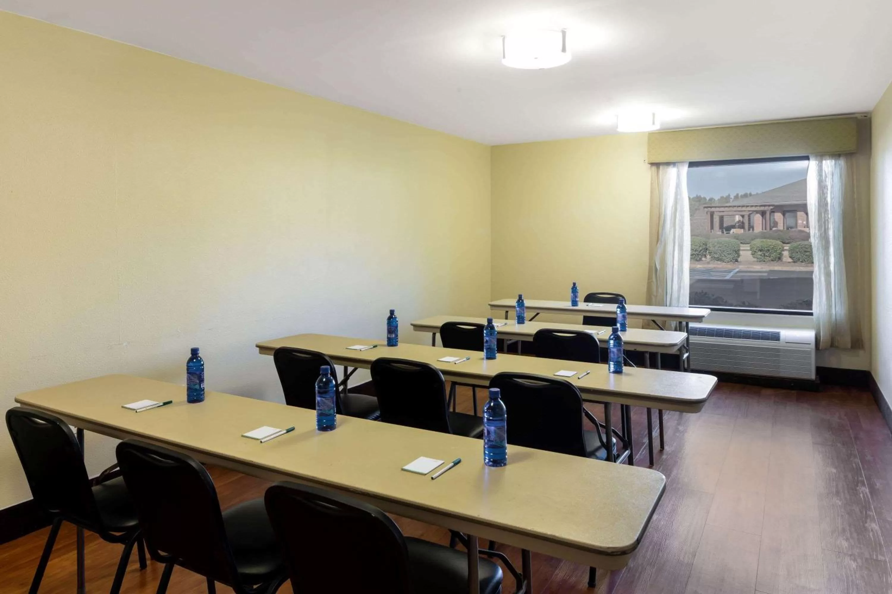 On site in La Quinta by Wyndham LaGrange / I-85