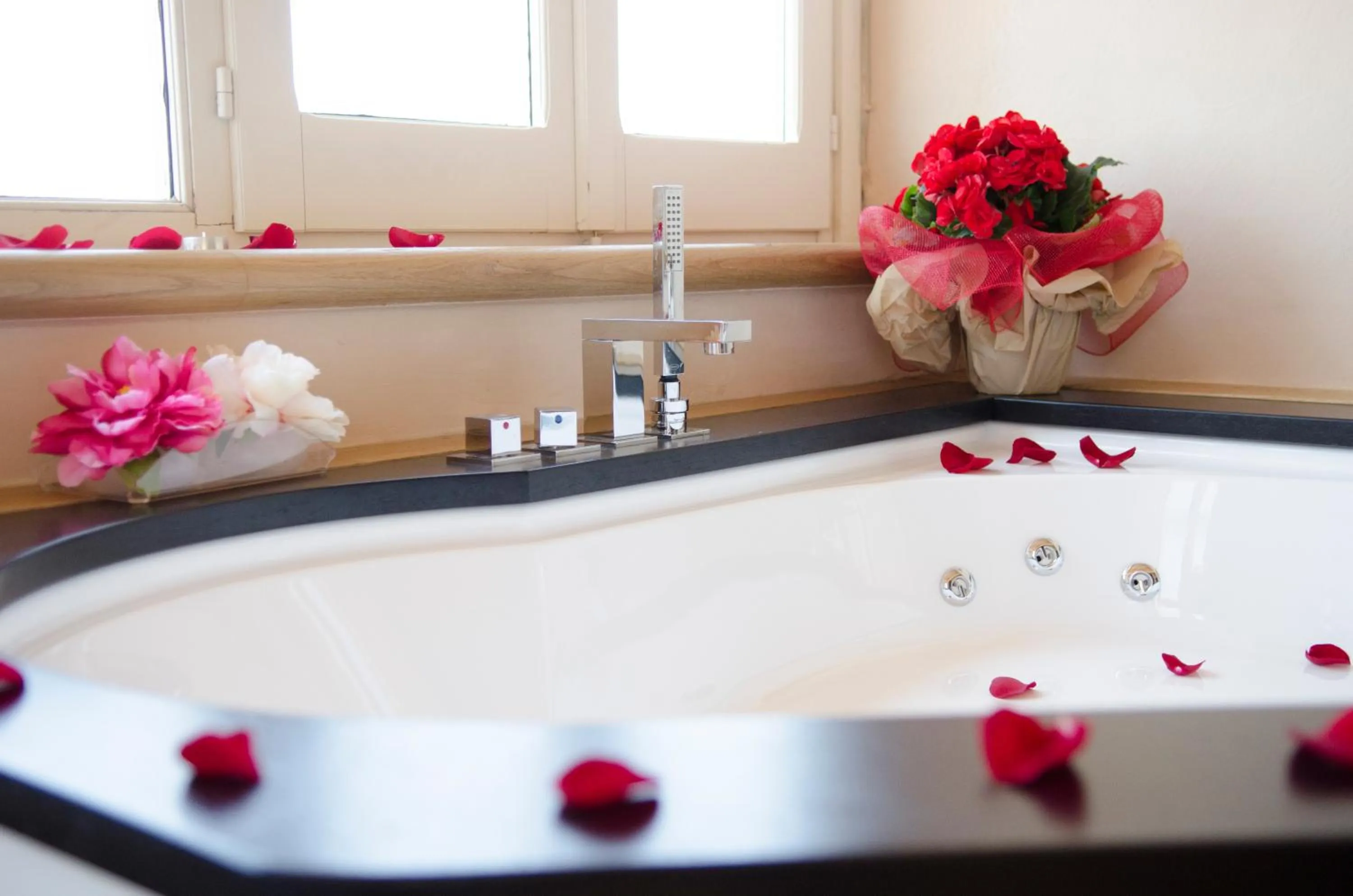 Hot Tub in Hotel San Michele