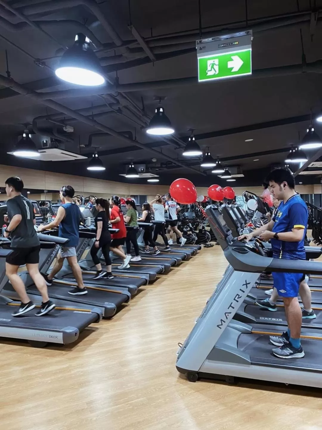 Fitness centre/facilities in VIX Bangkok at Victory Monument