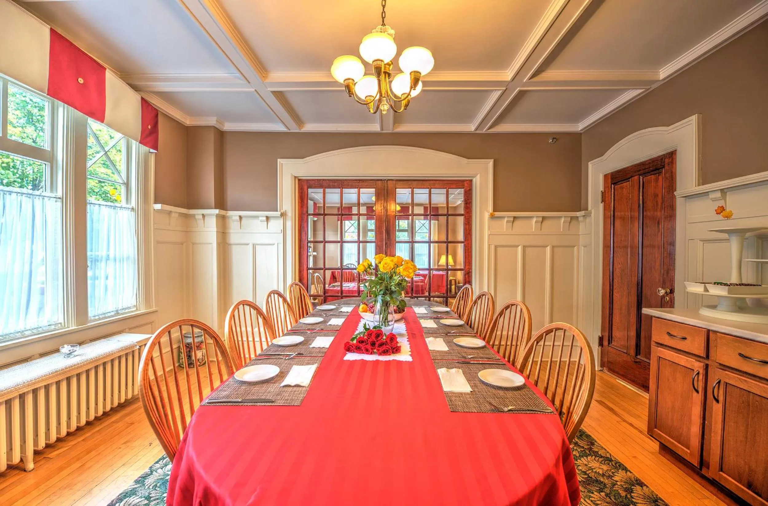Continental breakfast in The Sonata Inn