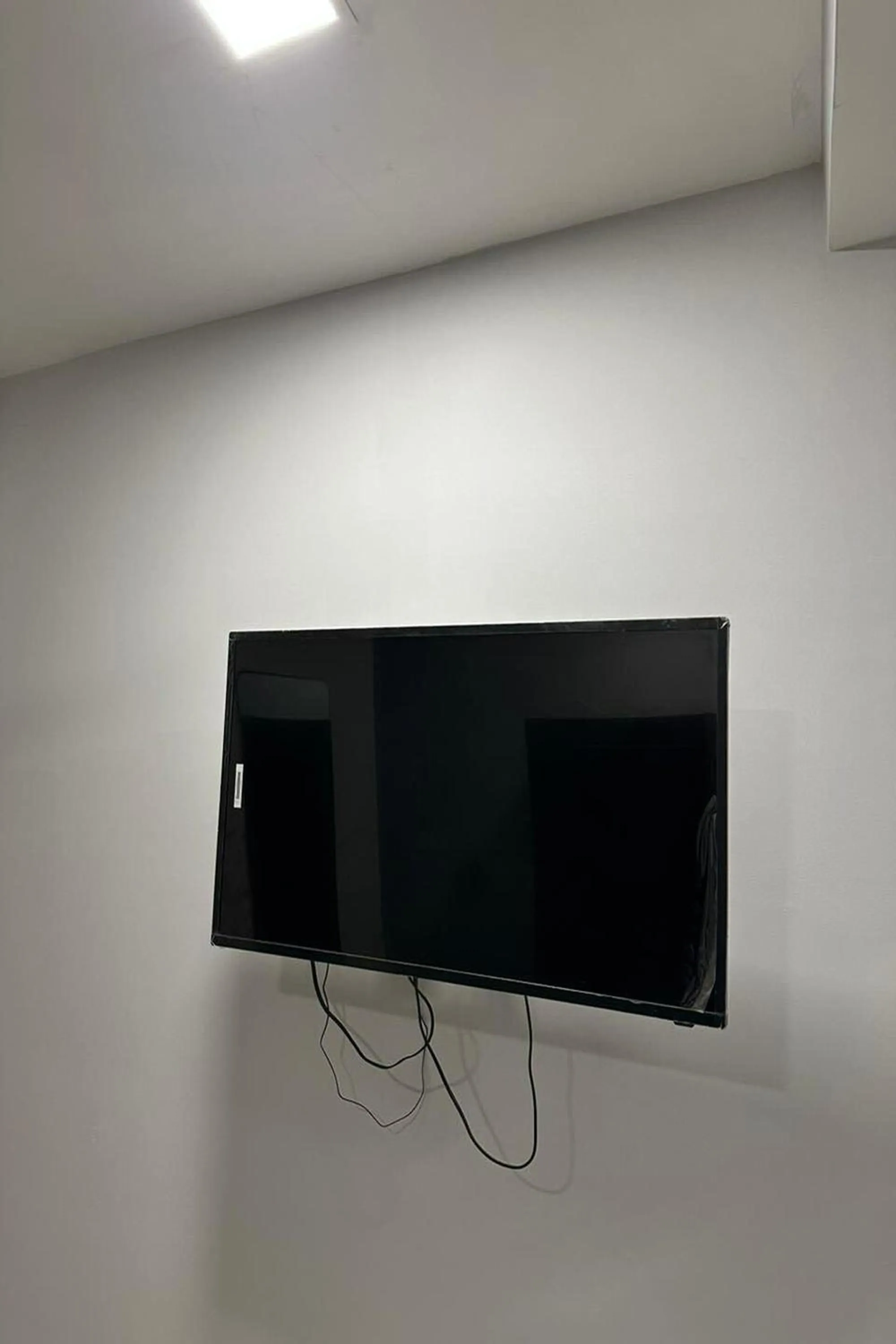 TV and multimedia, TV/Entertainment Center in Hotel Amenda International