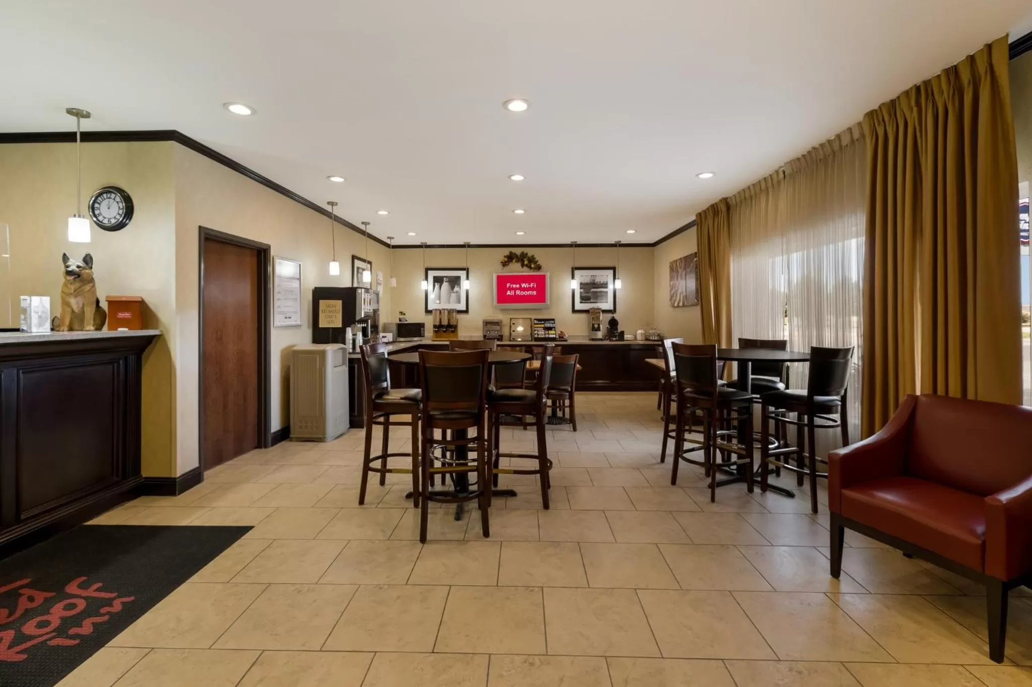 Lobby or reception in Red Roof Inn Pecos