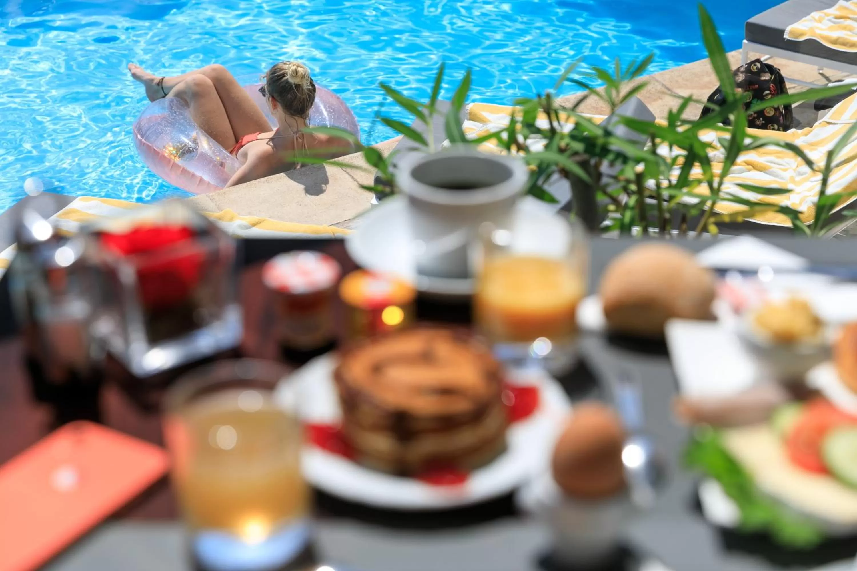 Food and drinks in Best Western Hôtel des Orangers Cannes