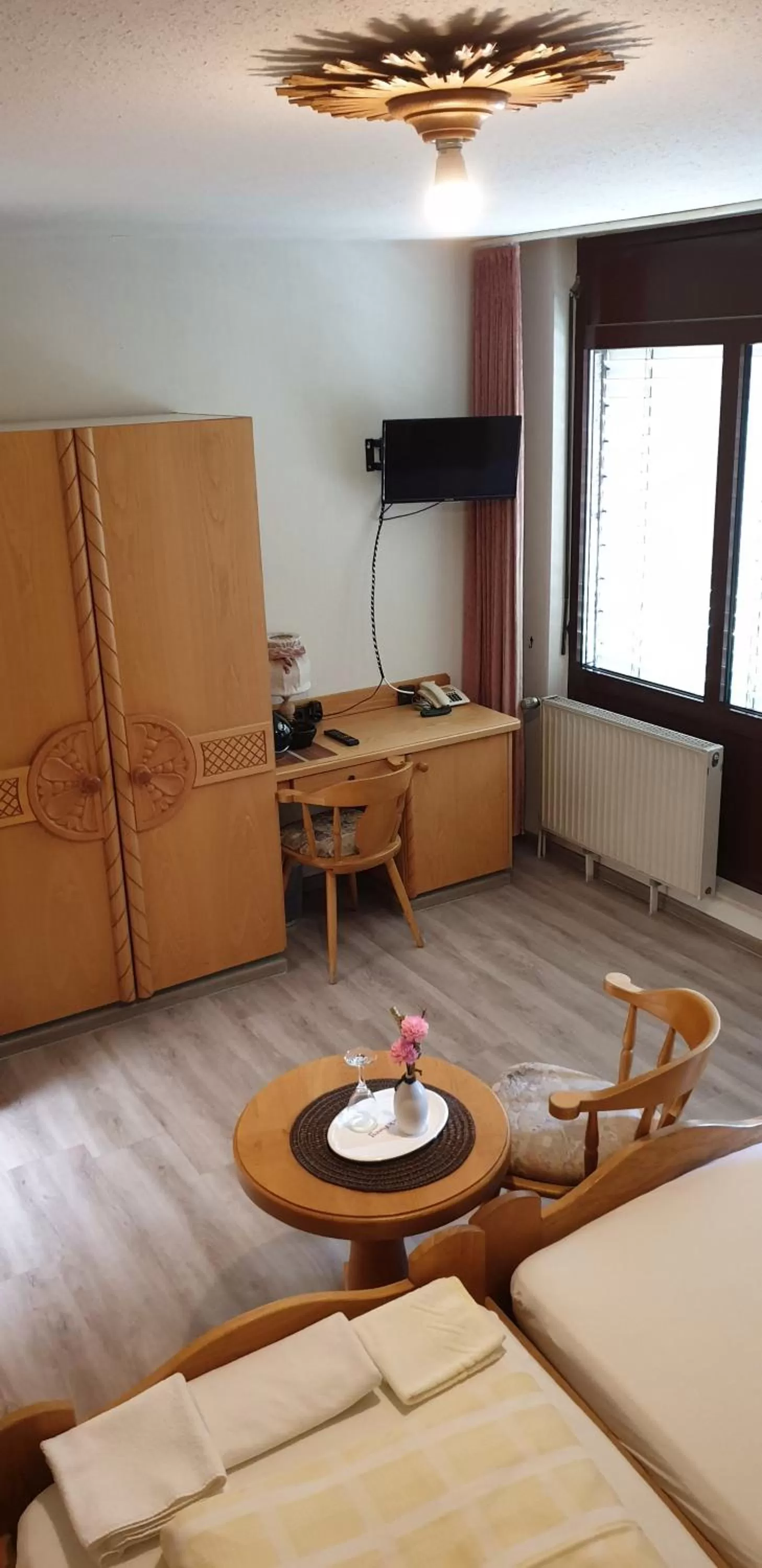 Seating area, Bed in Hotel Restaurant Paelzer-Buwe