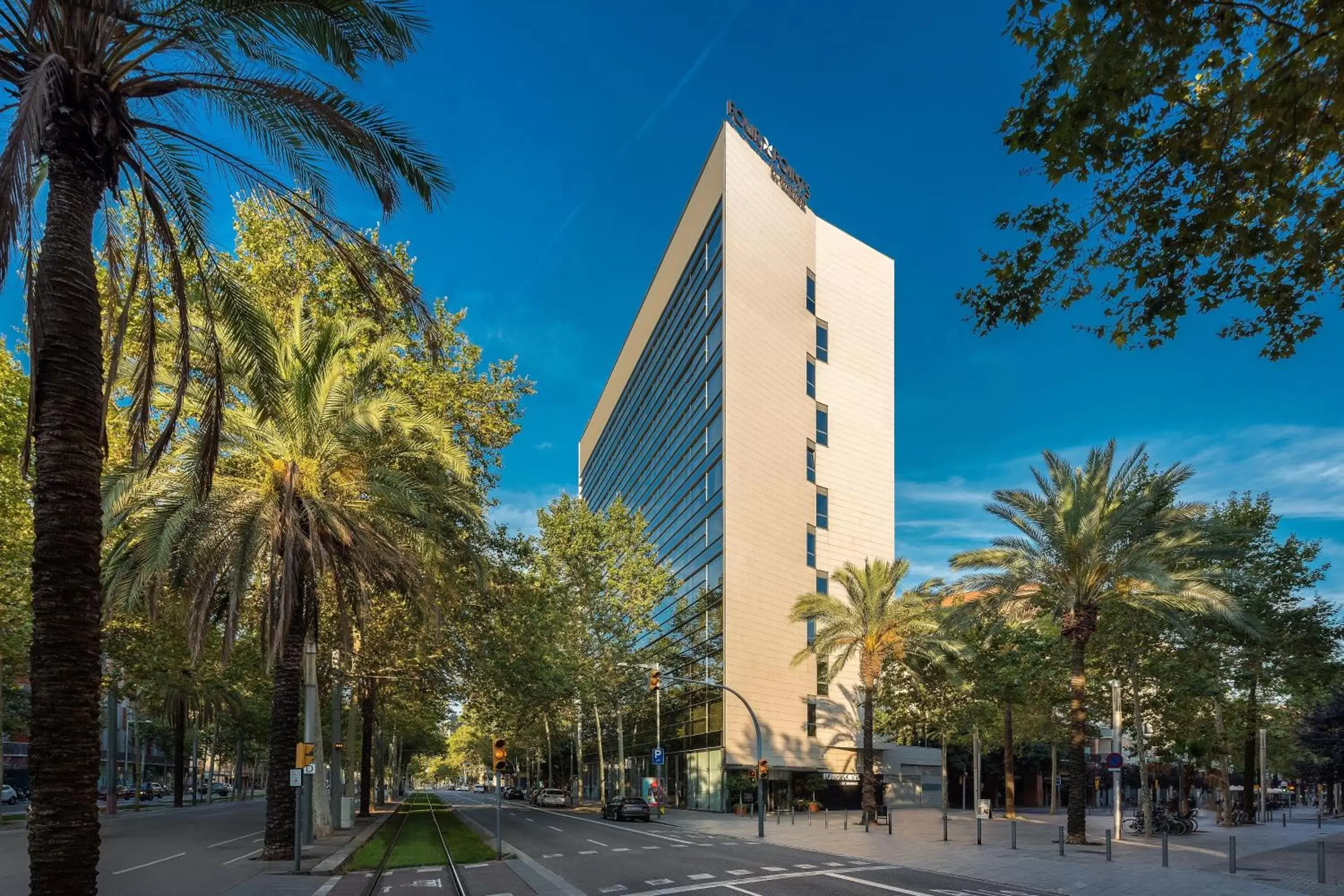 Four Points by Sheraton Barcelona Diagonal Four Points by Sheraton Barcelona Diagonal