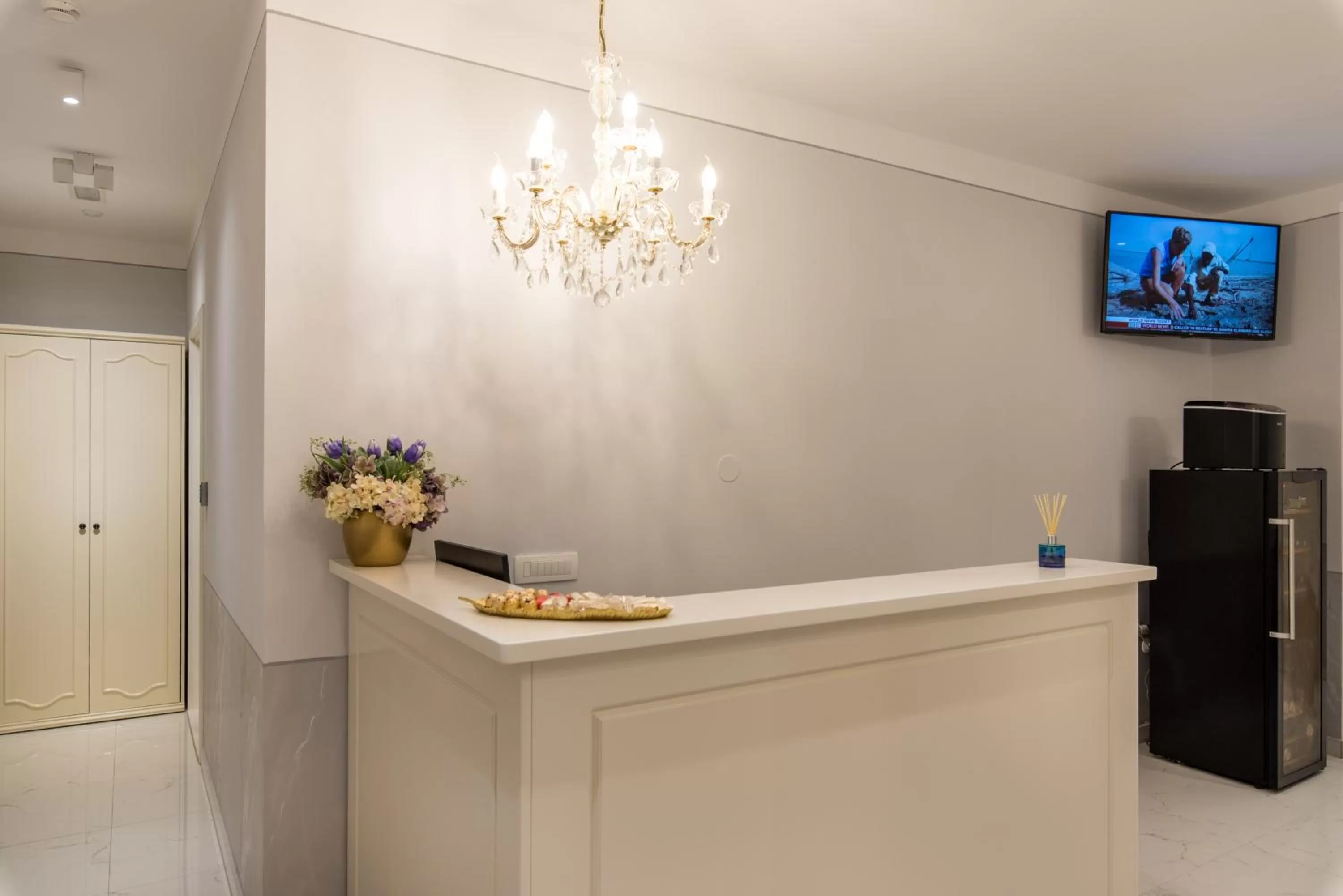 TV and multimedia in Central Square Heritage Hotel