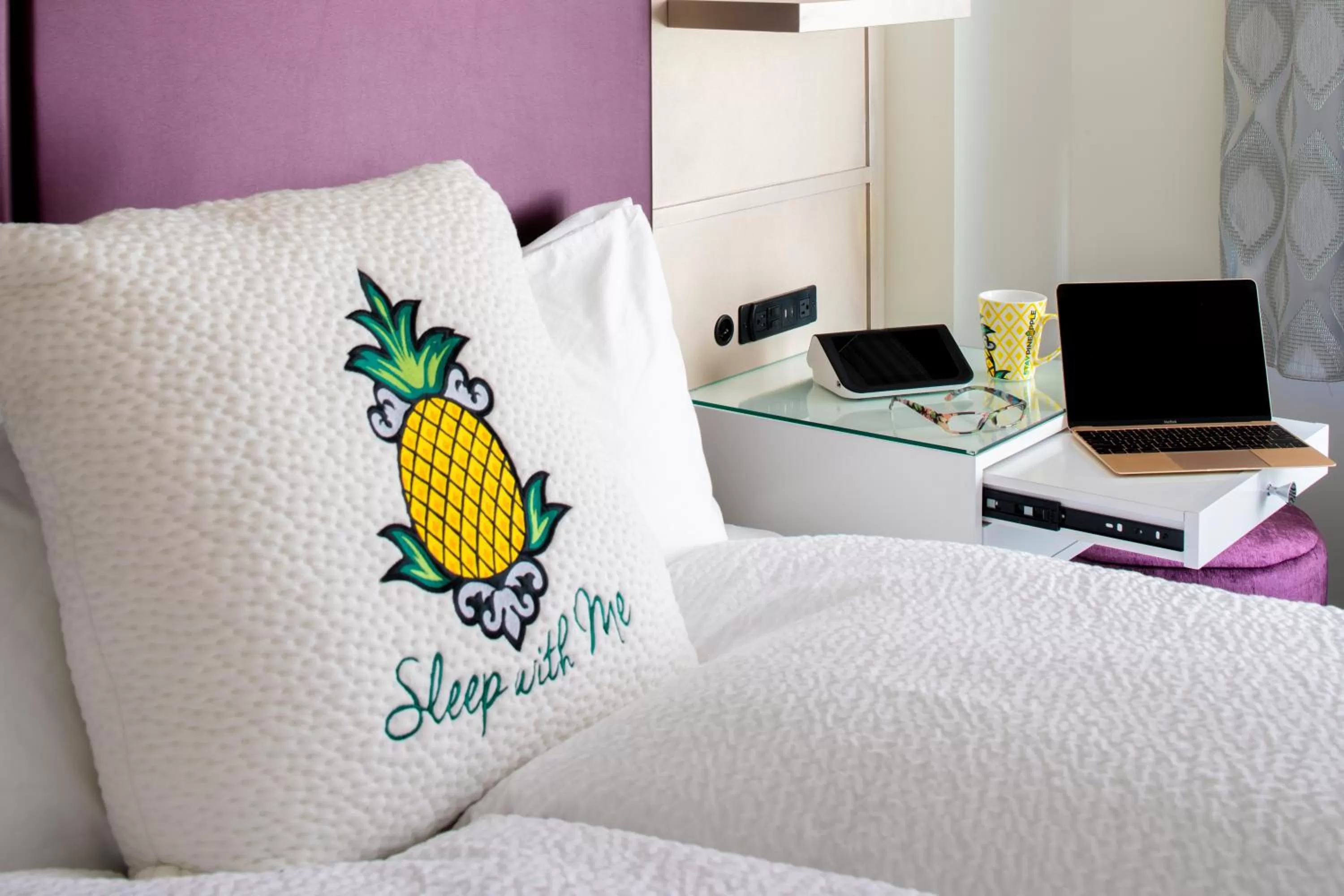 Bed in Staypineapple, An Artful Hotel, Midtown New York