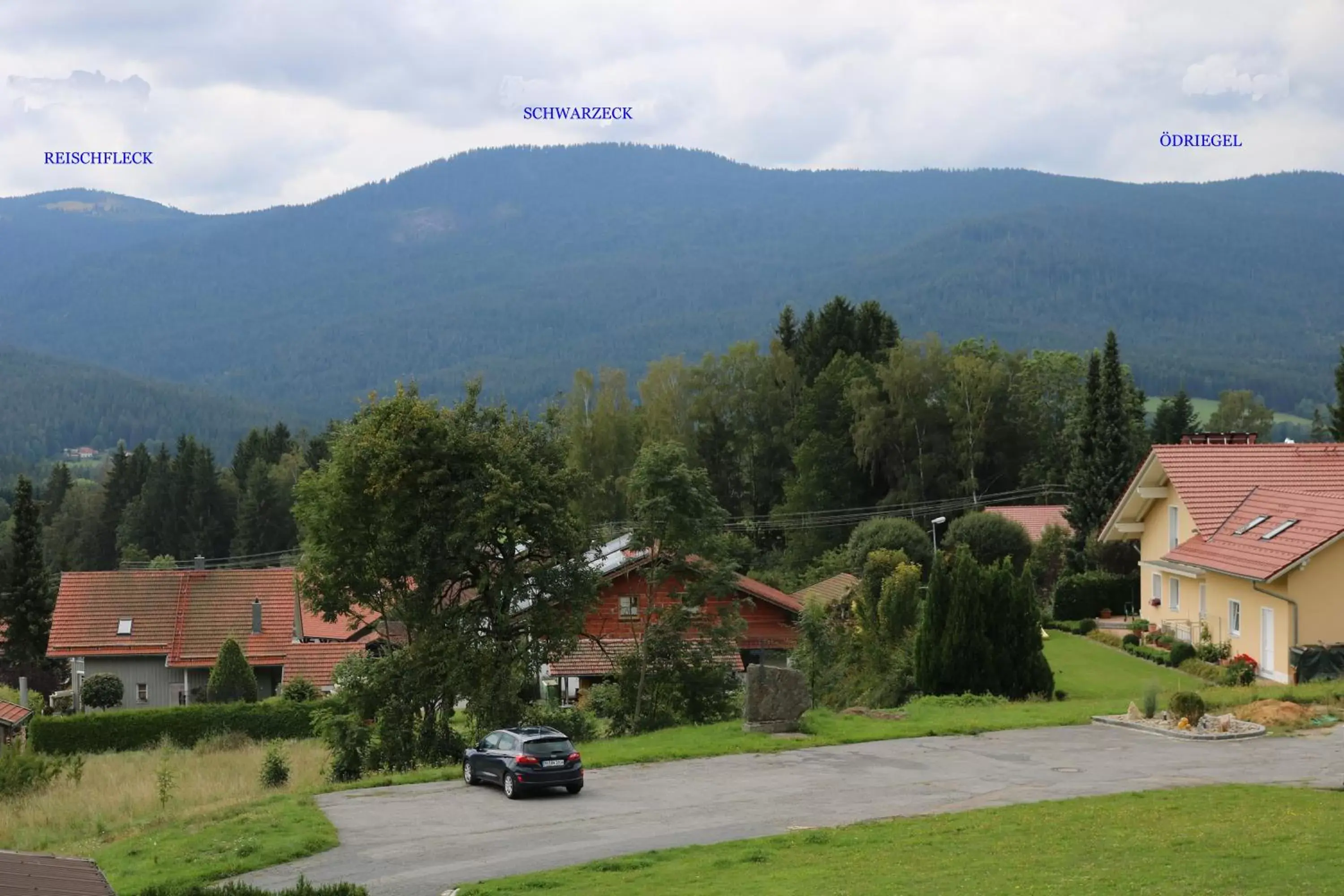 Single Room with Balcony - single occupancy in GarniHotel - Arberblick Single Room with Balcony - single occupancy in GarniHotel - Arberblick