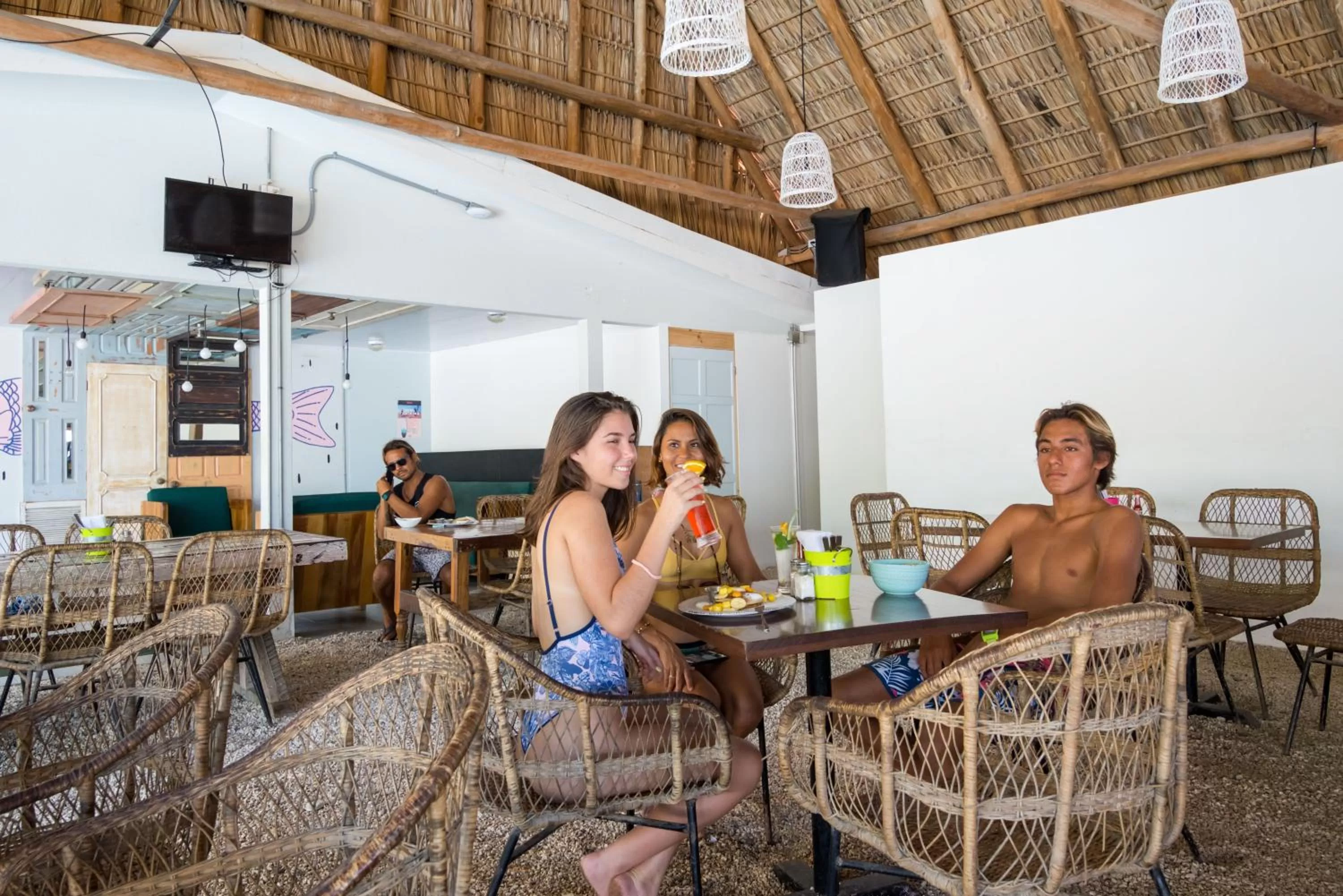 Restaurant/places to eat in Selina Jaco