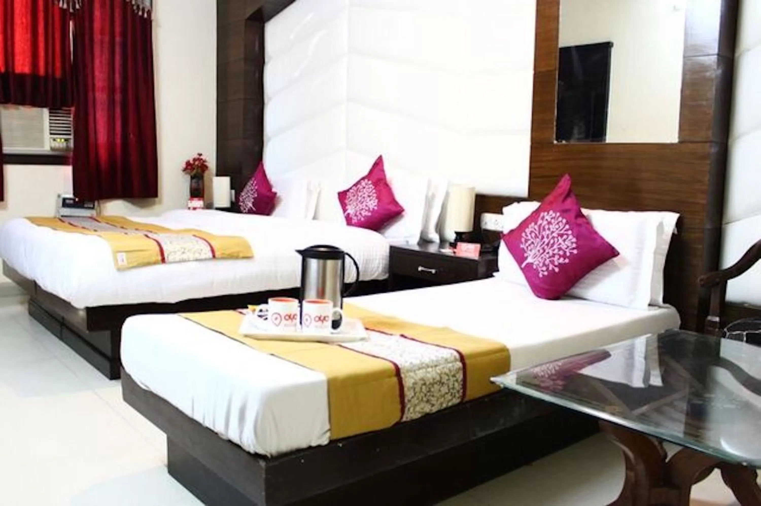 Bedroom, Bed in Hotel Unistar