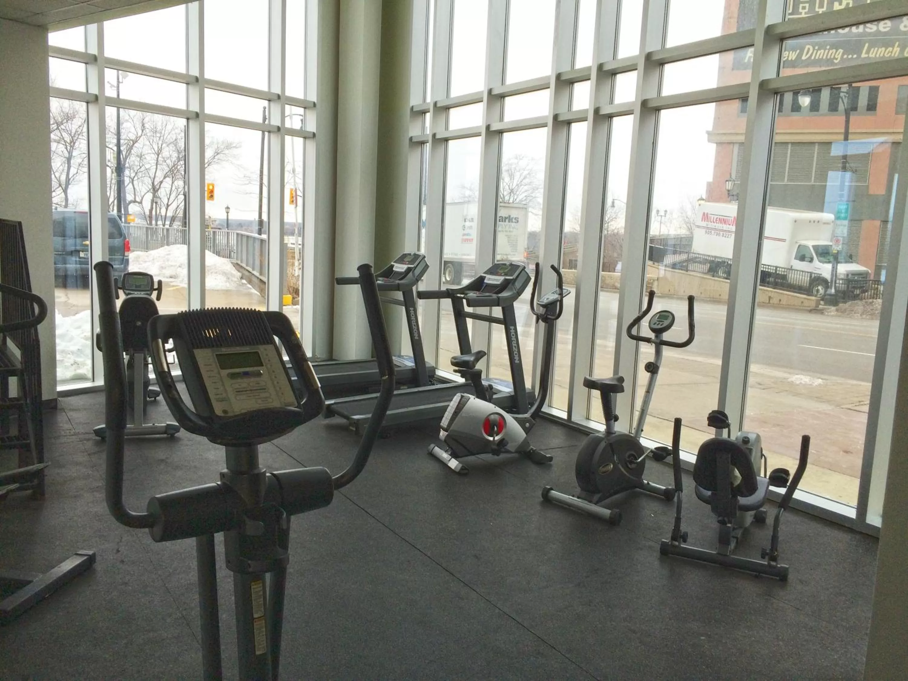 Fitness centre/facilities in The Oakes Hotel Overlooking the Falls