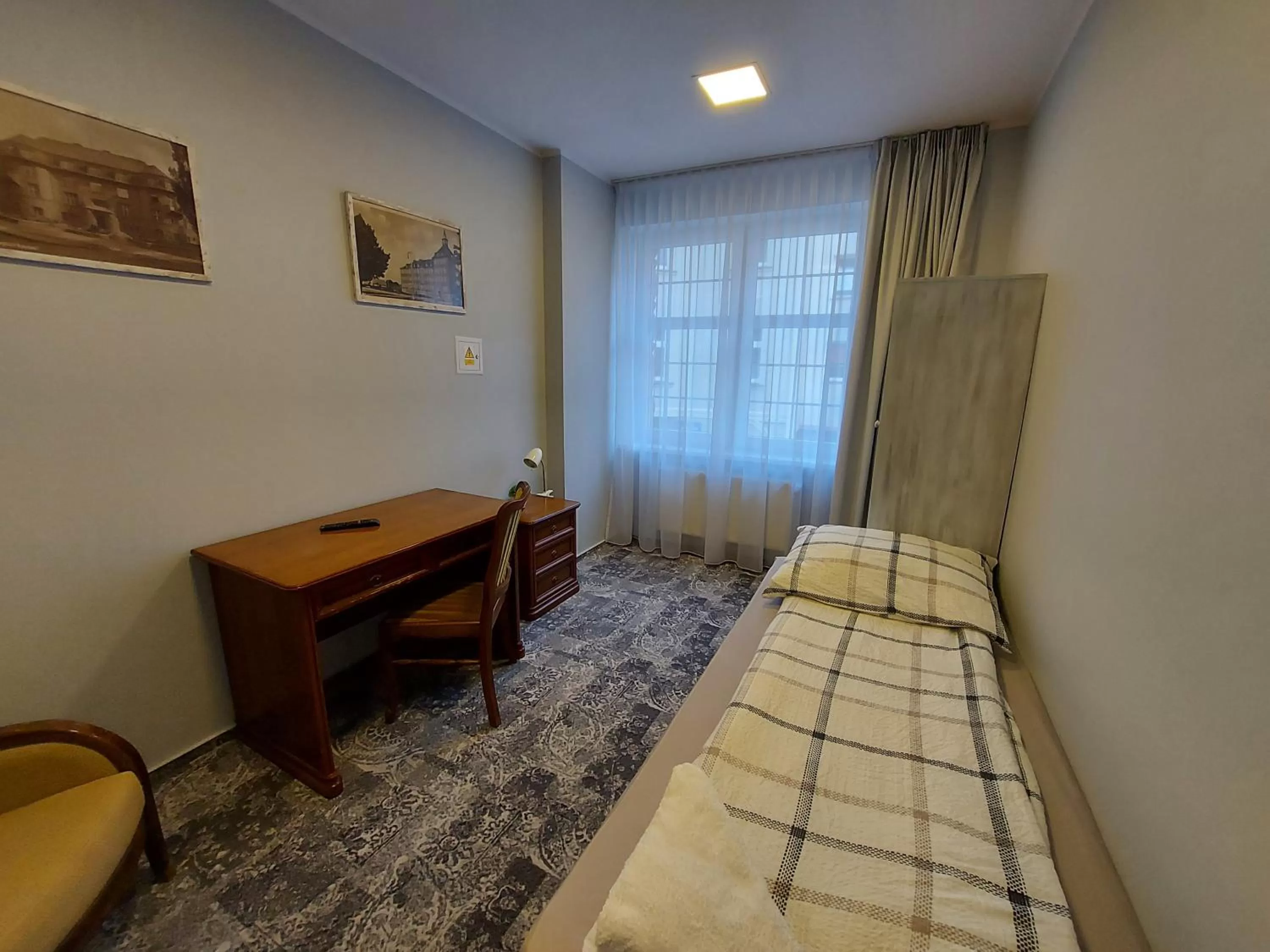 Photo of the whole room, Bed in Kamienica1924