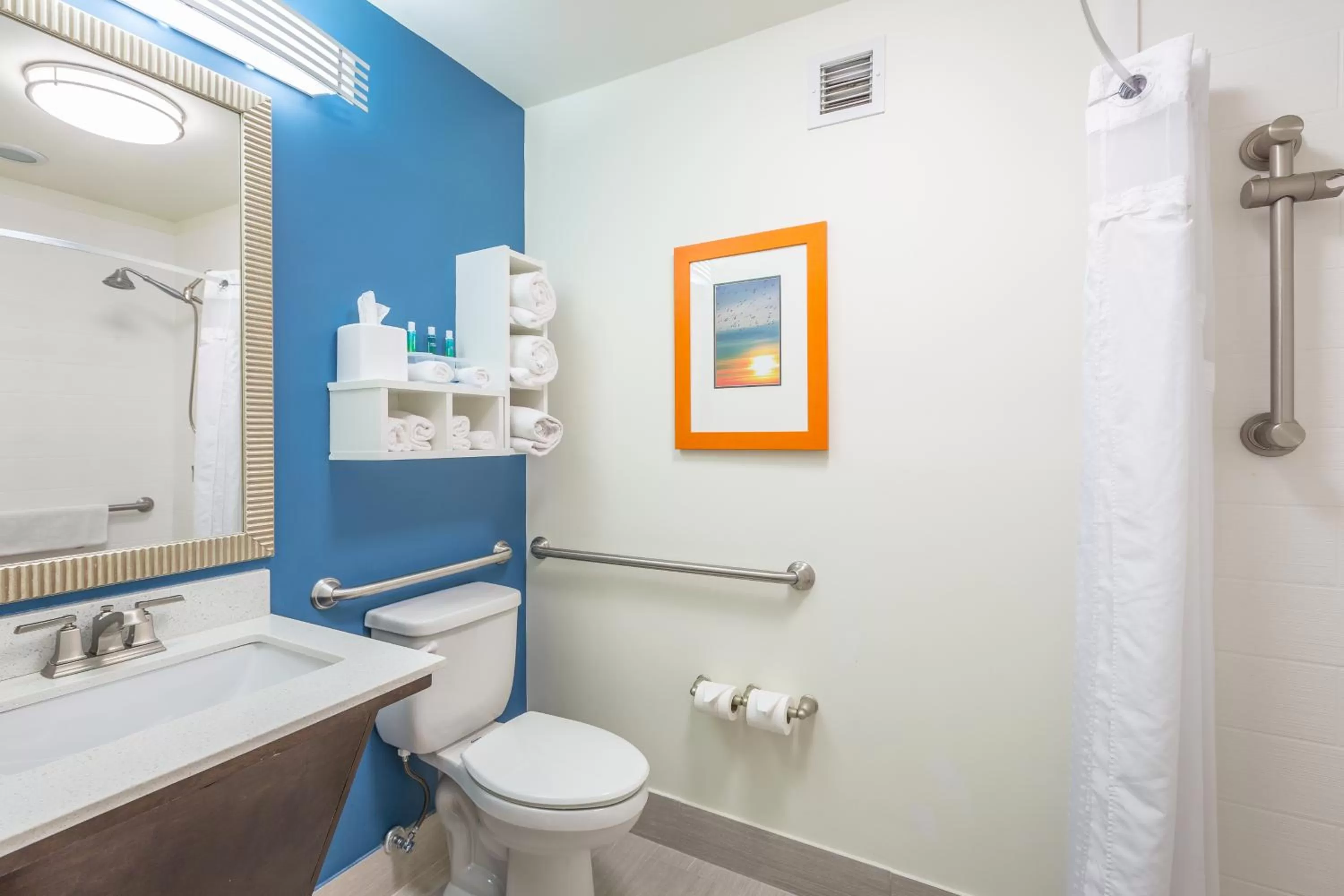 Bathroom in Holiday Inn Express Saint Simons Island by IHG