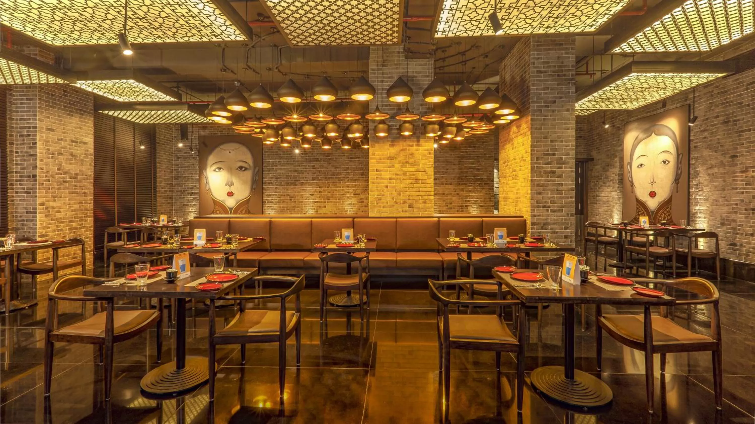 Restaurant/places to eat in Lemon Tree Premier City Center Pune