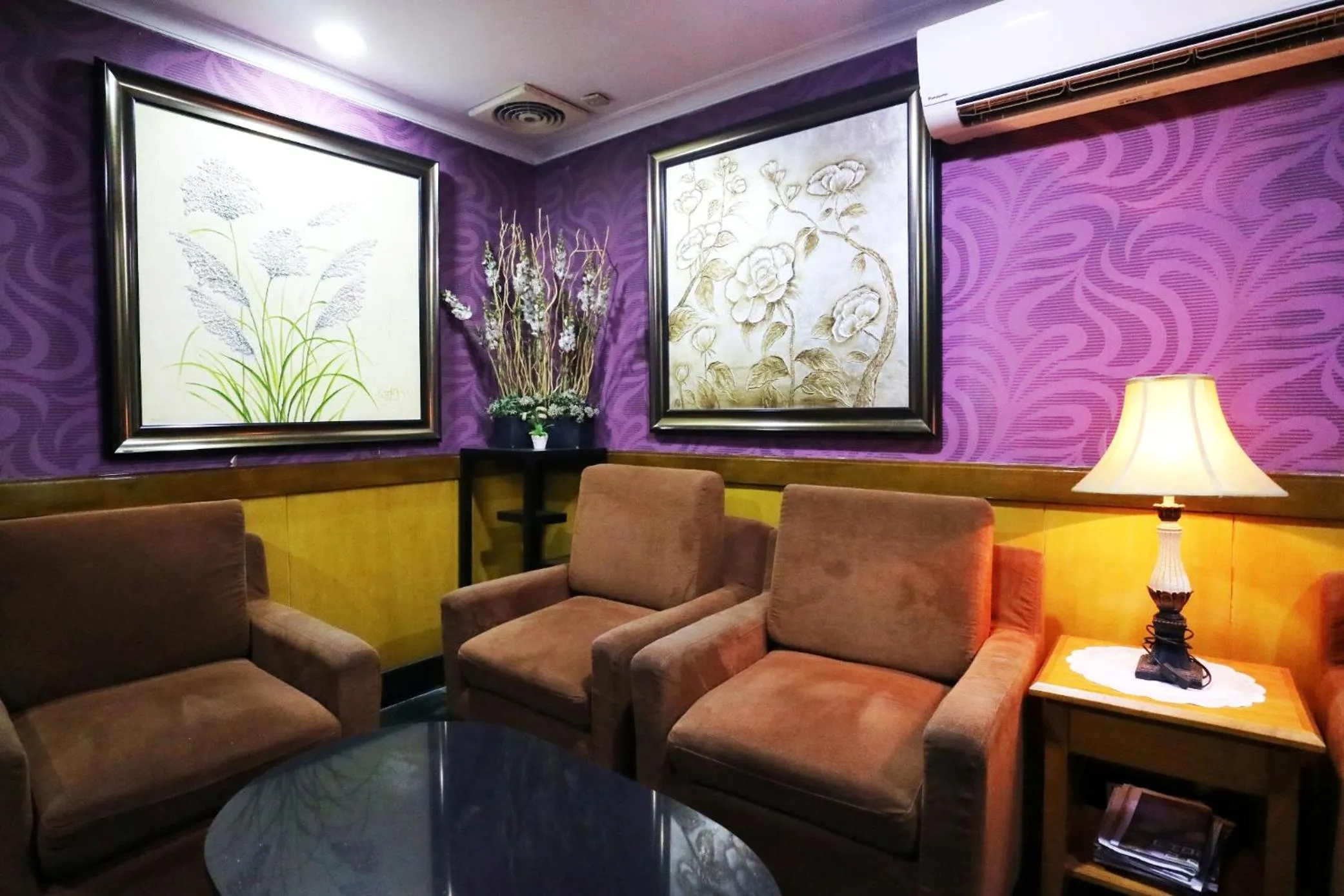 Lobby or reception in Coins Hotel Jakarta