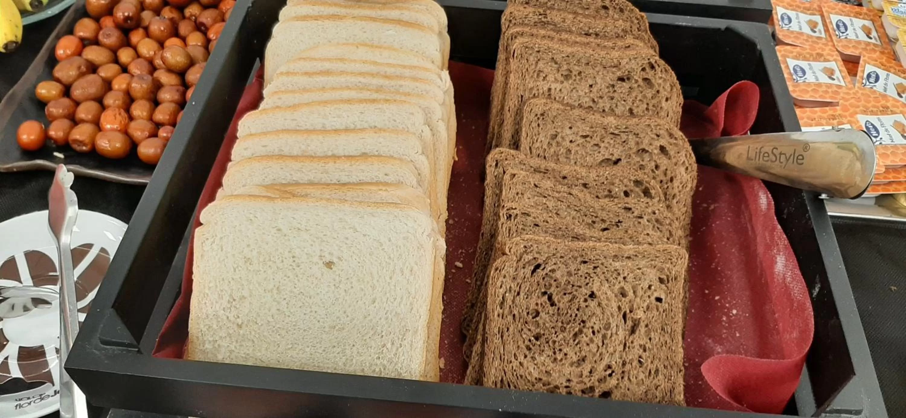 Buffet breakfast in Hotel Azahar