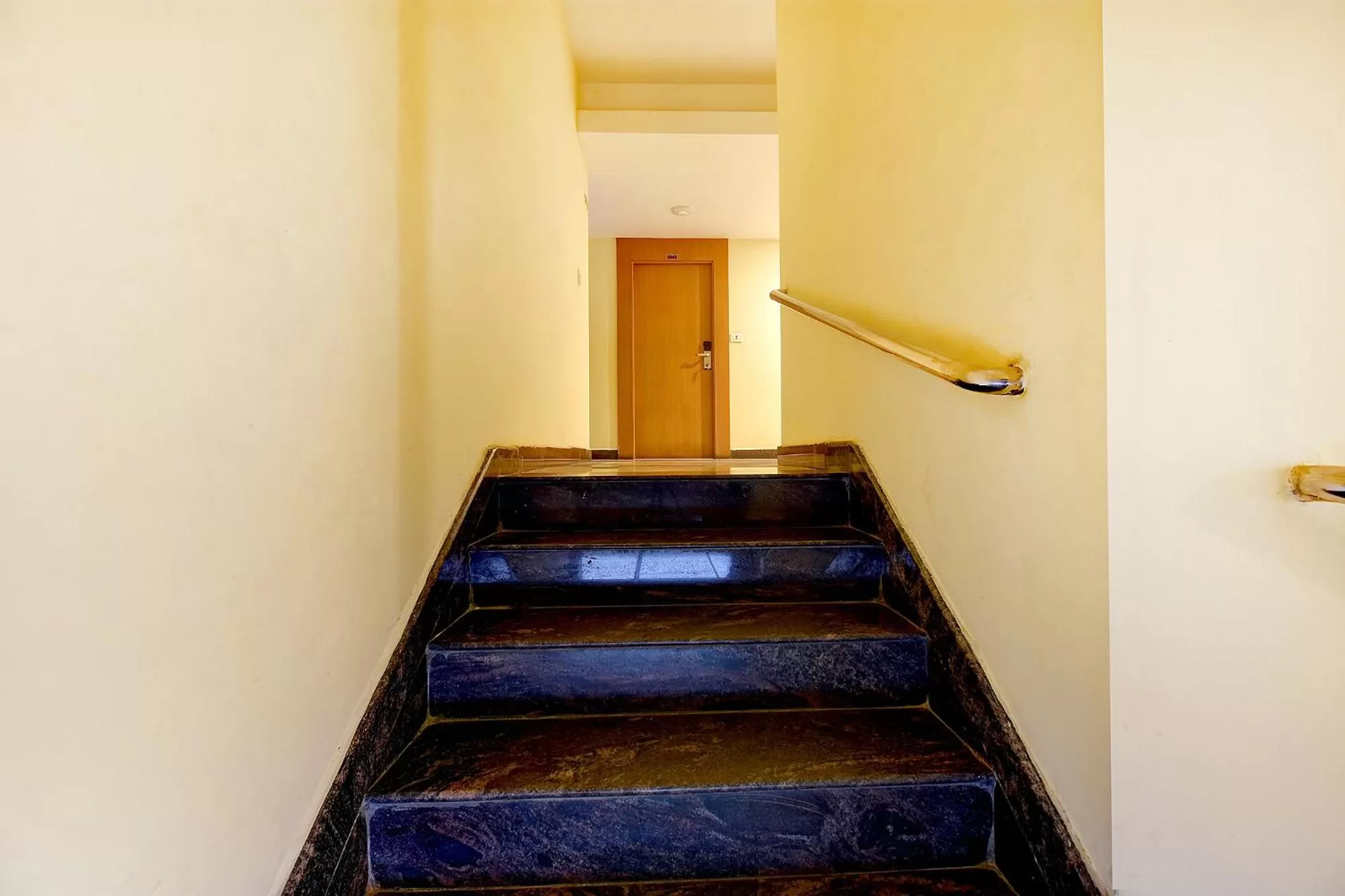 Lobby or reception in FabHotel Abirami Grand Inn - Nr Bryant Park