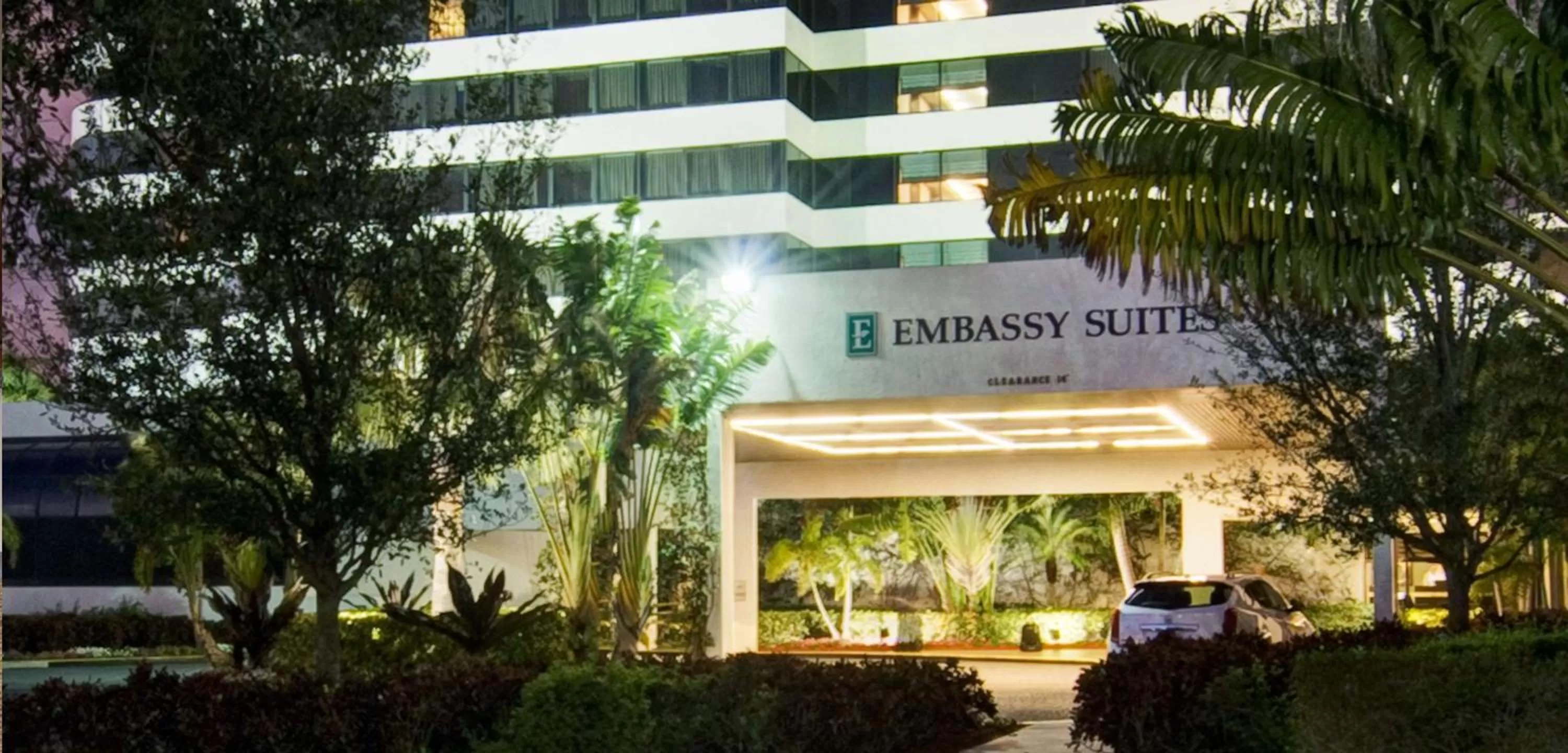 Property building in Embassy Suites by Hilton West Palm Beach Central