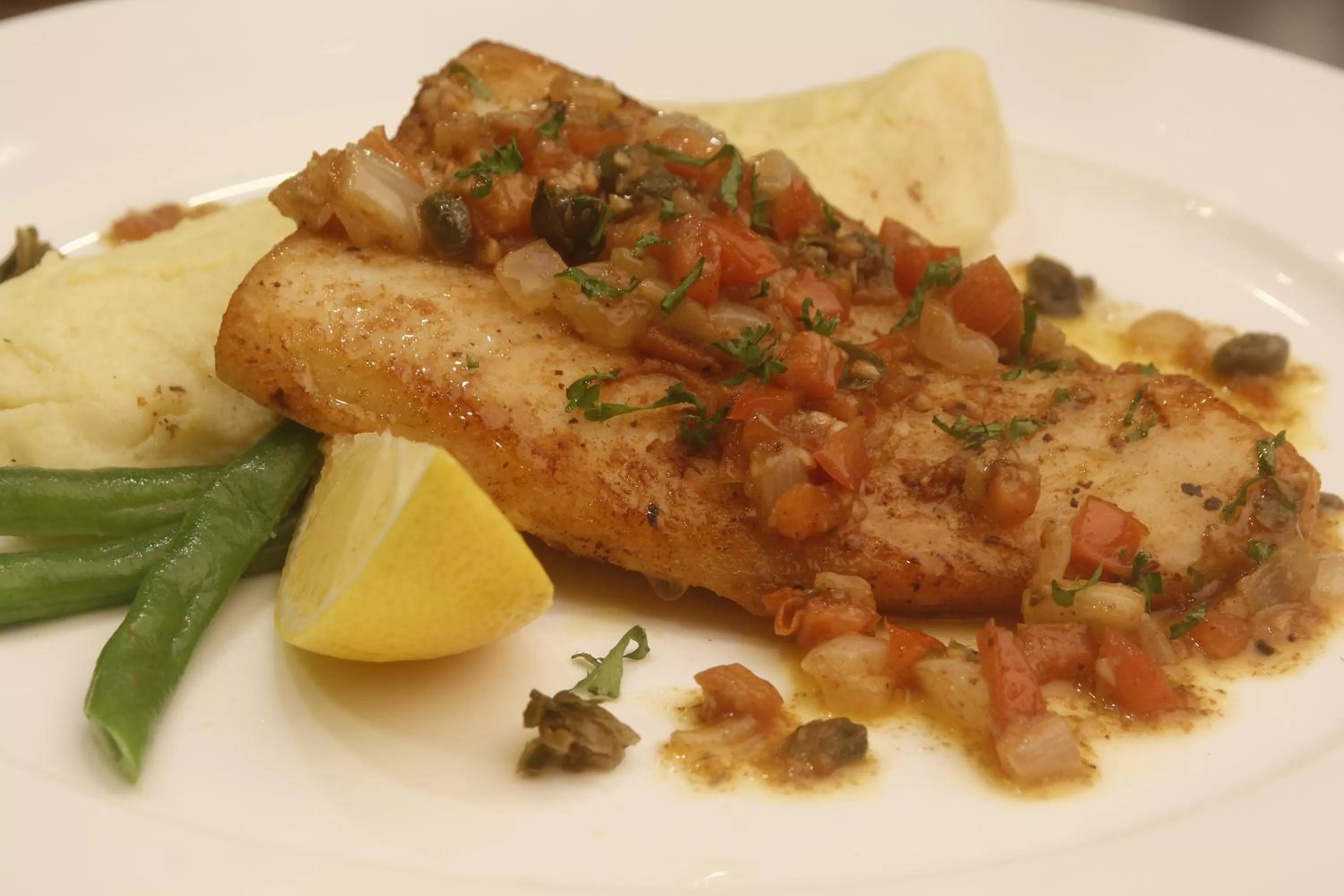 Meals in Herald Suites Polaris