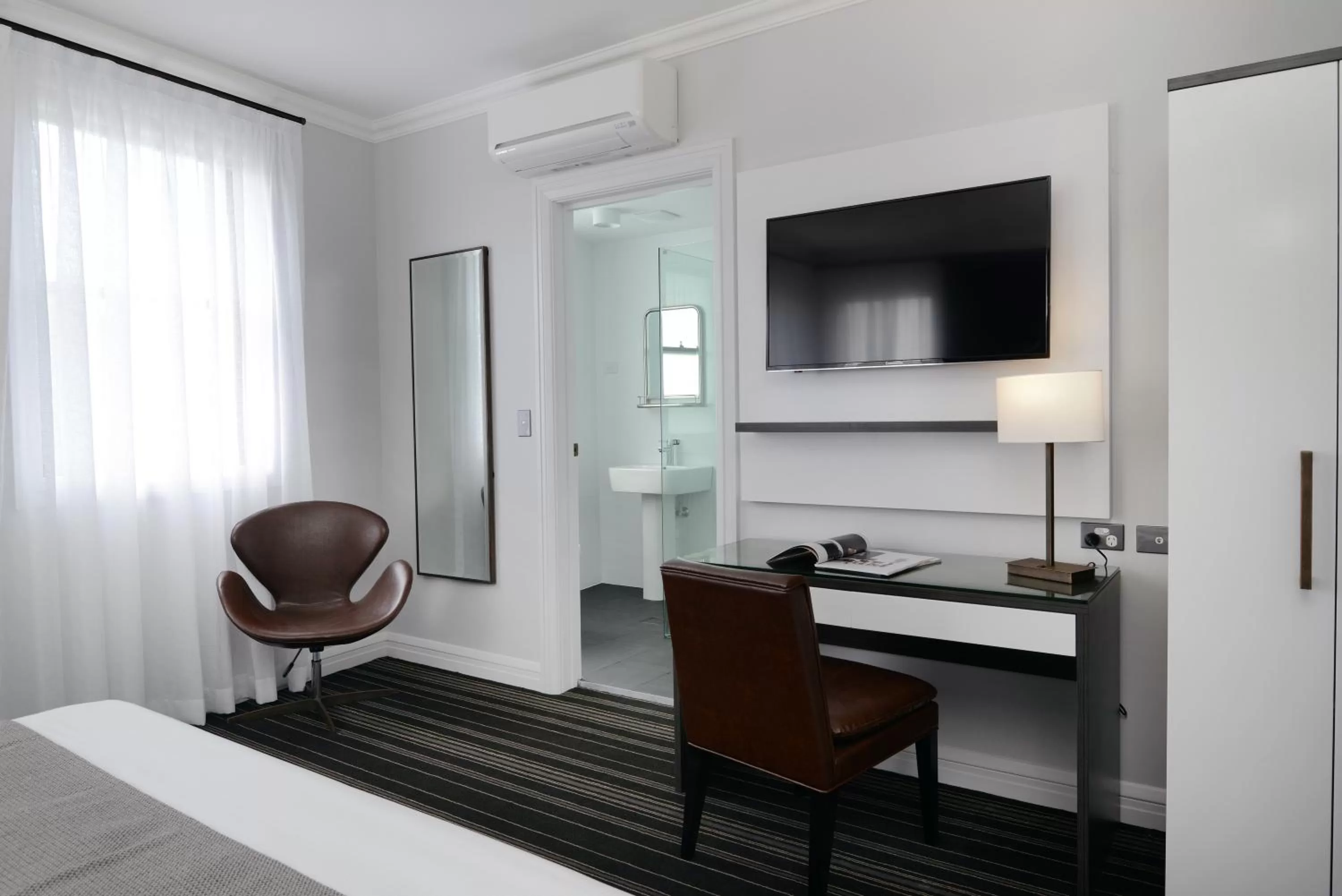 Photo of the whole room in Perouse Randwick by Sydney Lodges