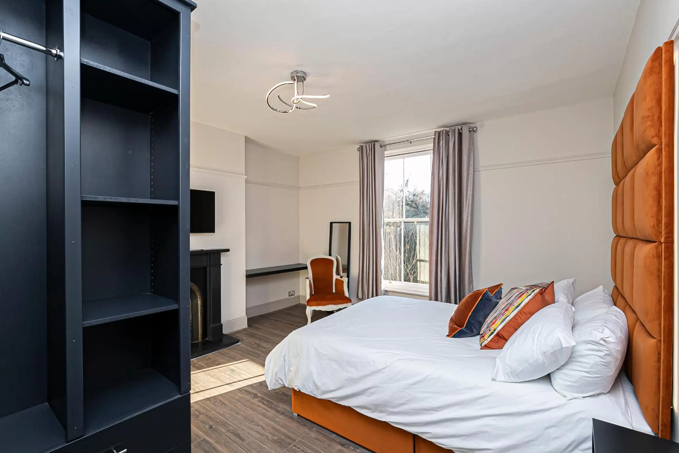 Bed in Pages Hotel and Guesthouse