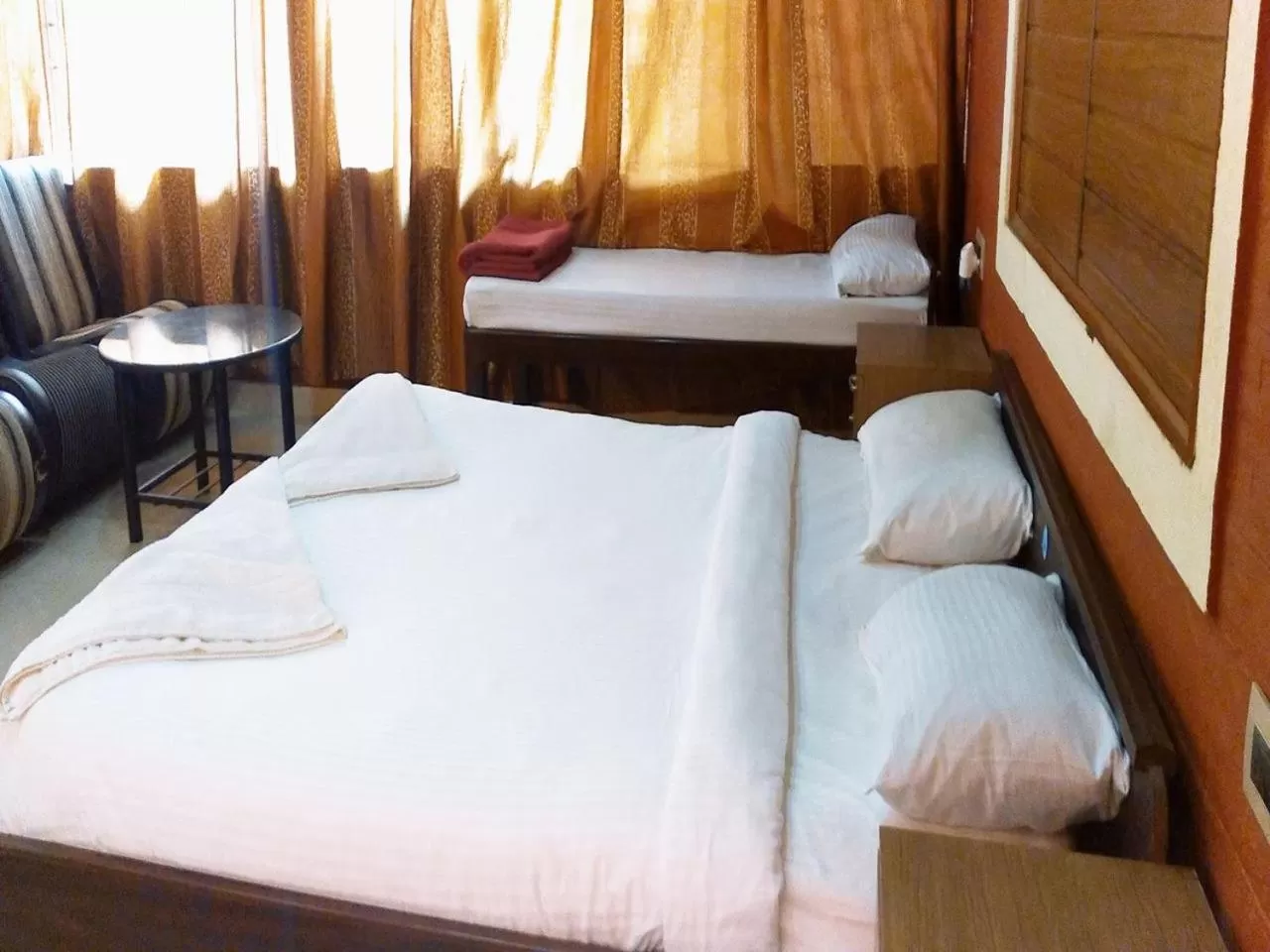 Bedroom, Bed in CS County Resort