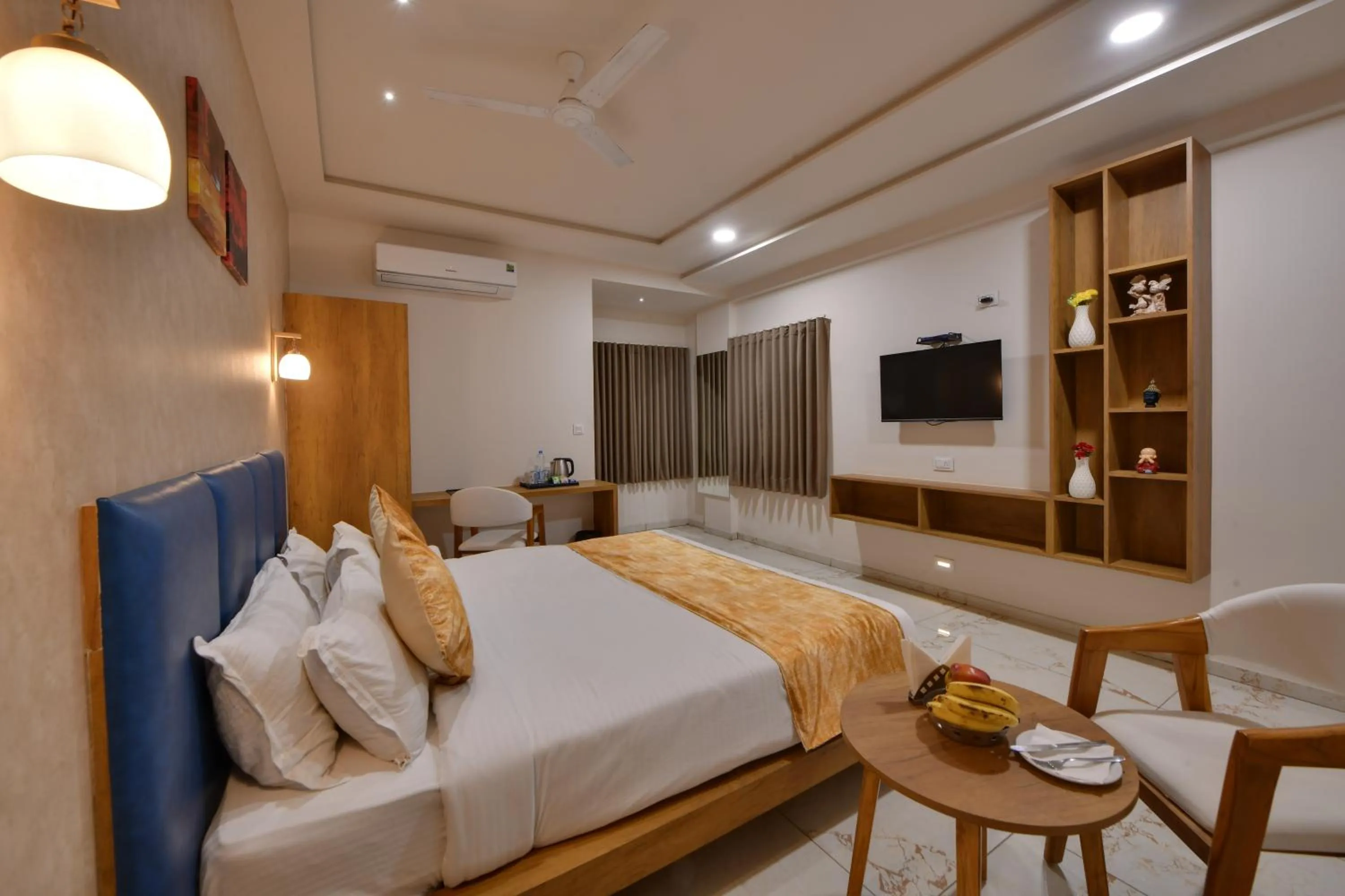 Click Hotel Tulsi Jamnagar 7 mins from Reliance Industrial Township