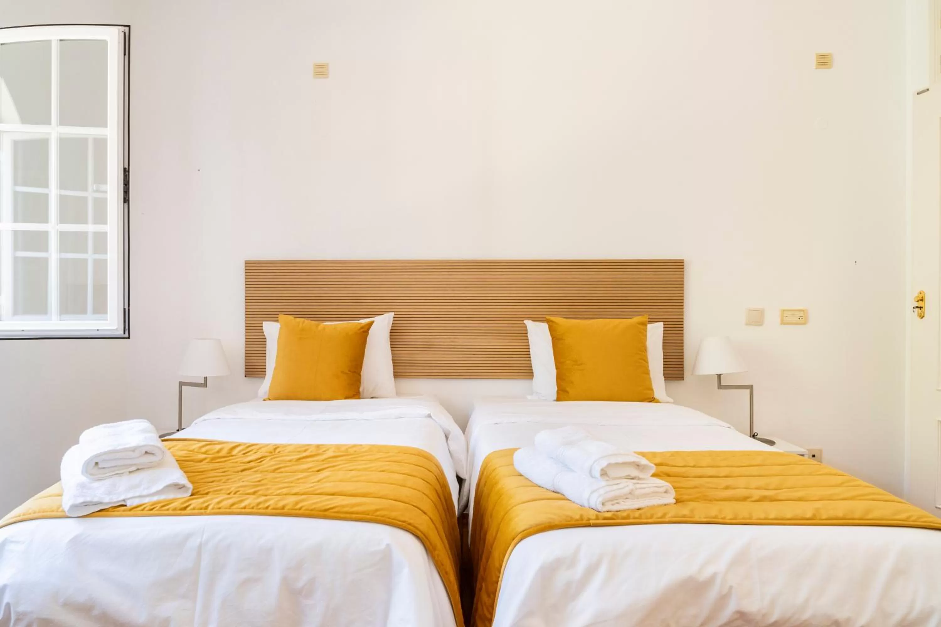 Bed in Villa Privée Cascais