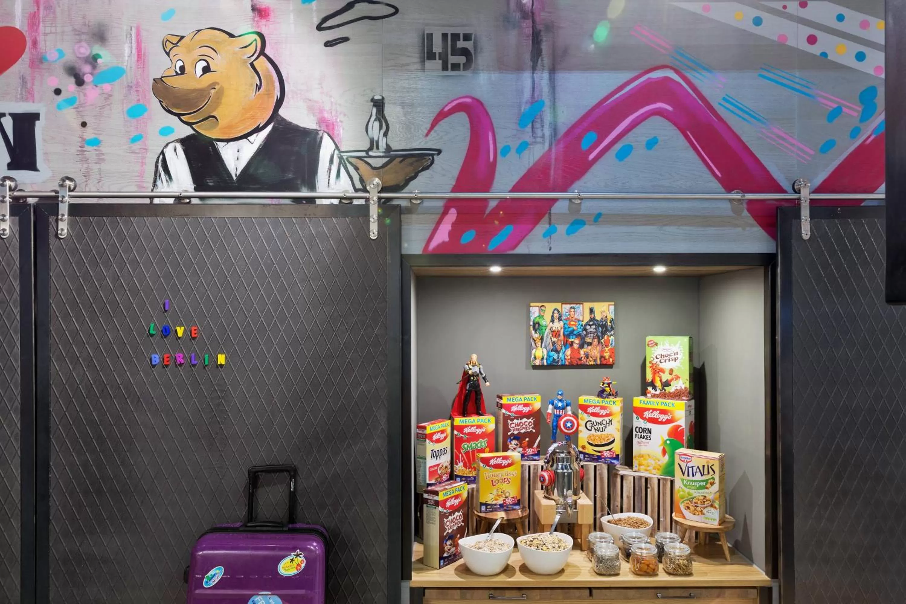 Lounge or bar in MOXY Berlin Humboldthain Park