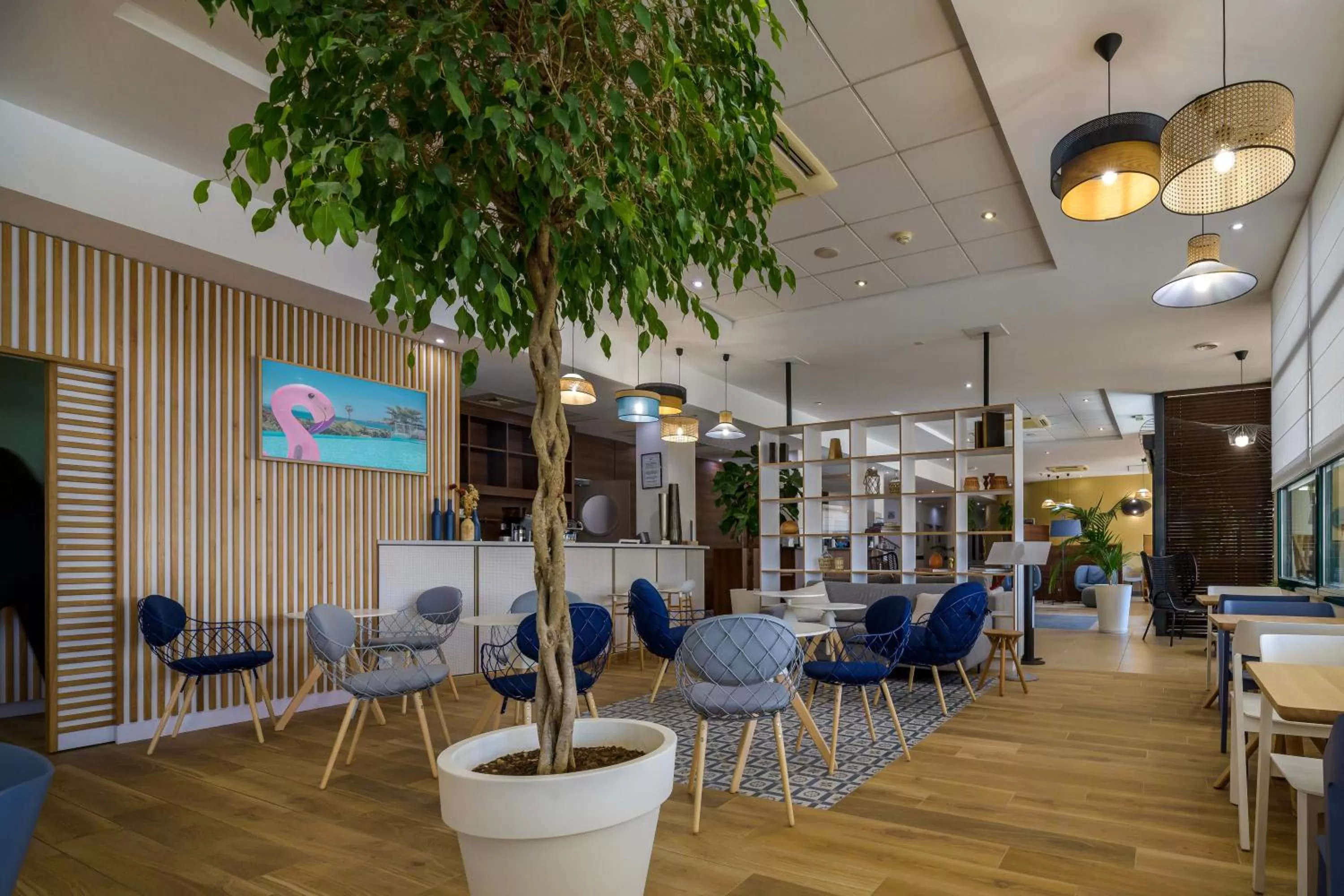 Lounge or bar in Best Western Plus Ajaccio Amirauté