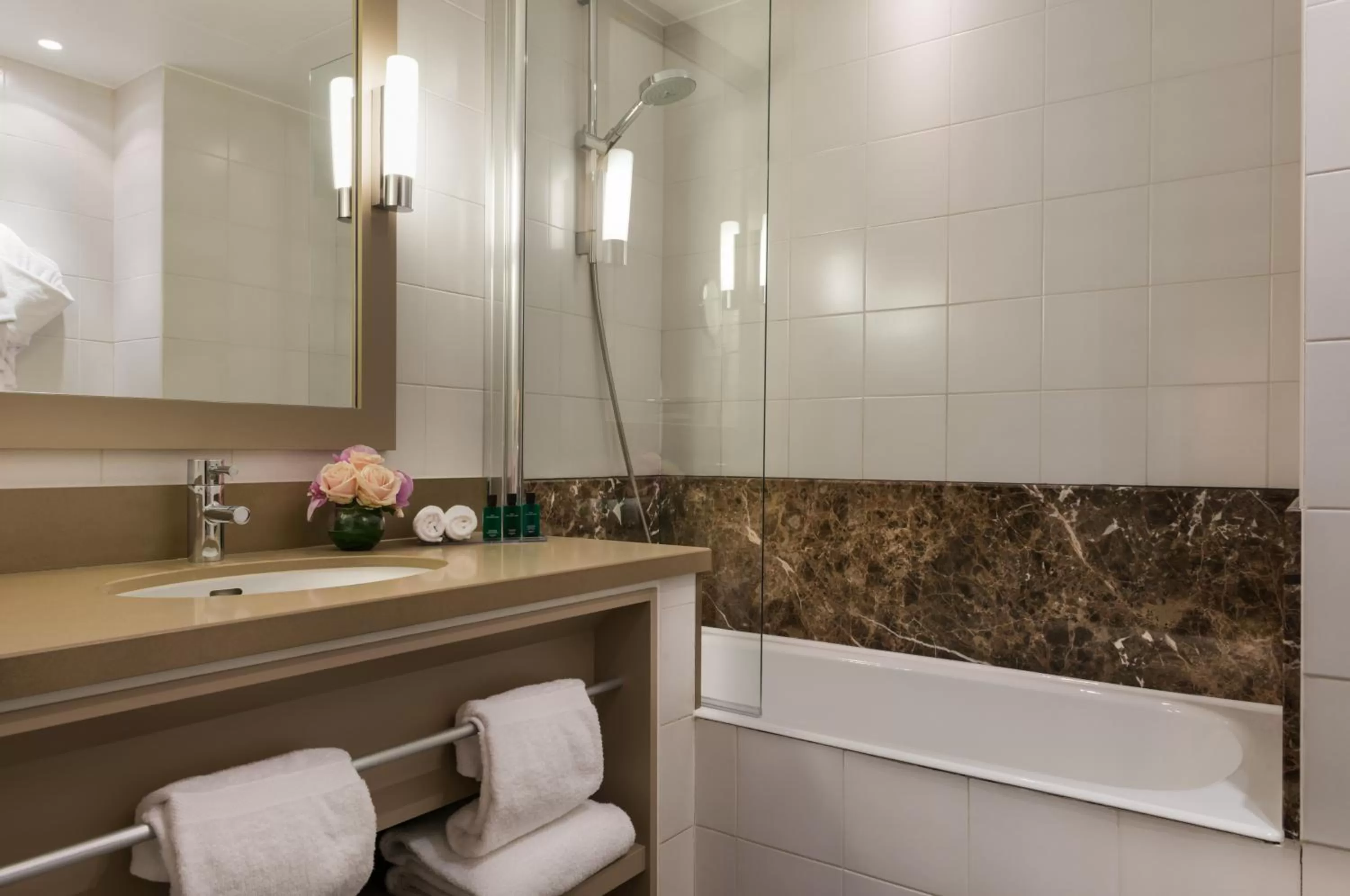 Bathroom in Hôtel Le Tourville by Inwood Hotels