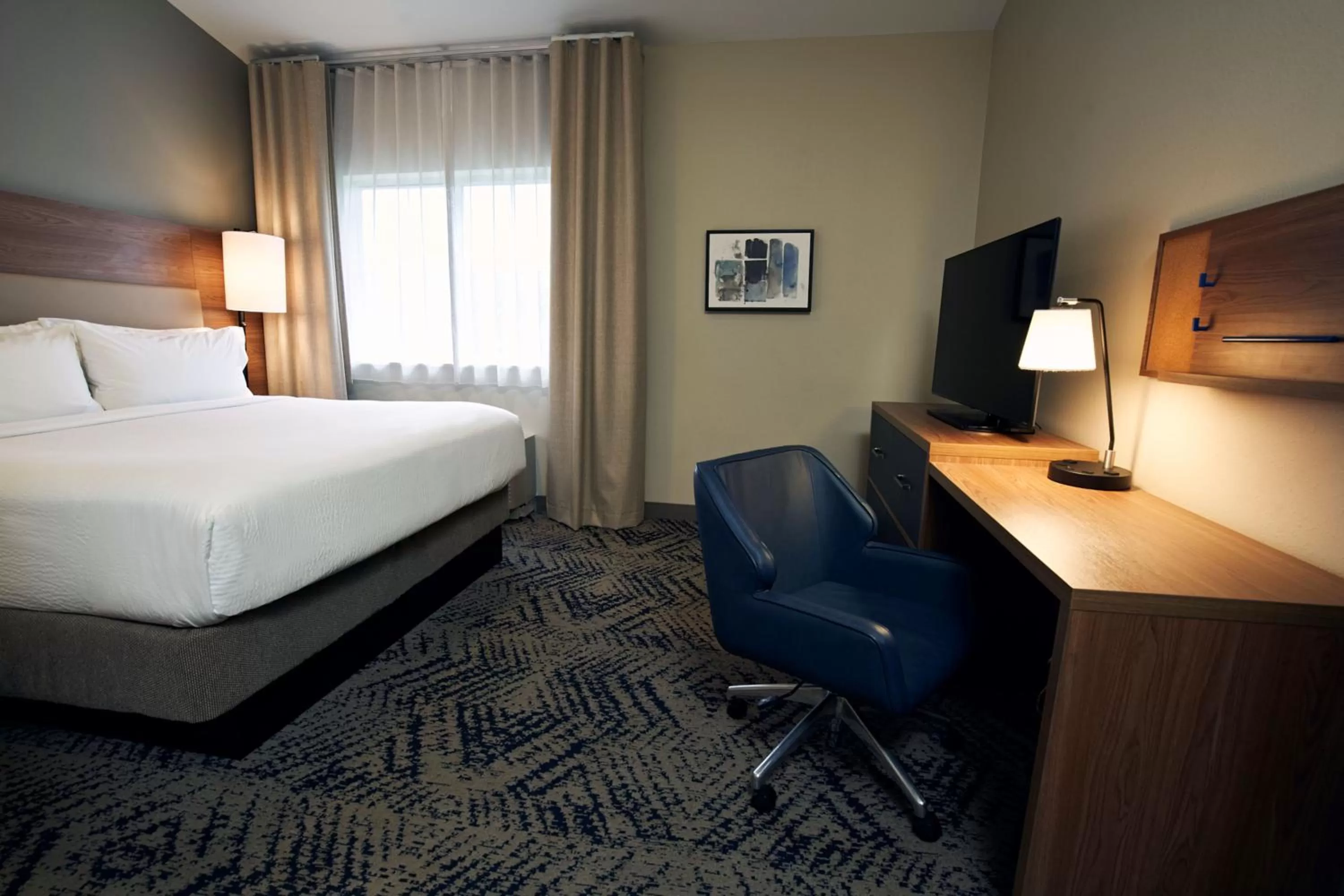 TV and multimedia, Bed in Candlewood Suites Charleston – Mt. Pleasant by IHG