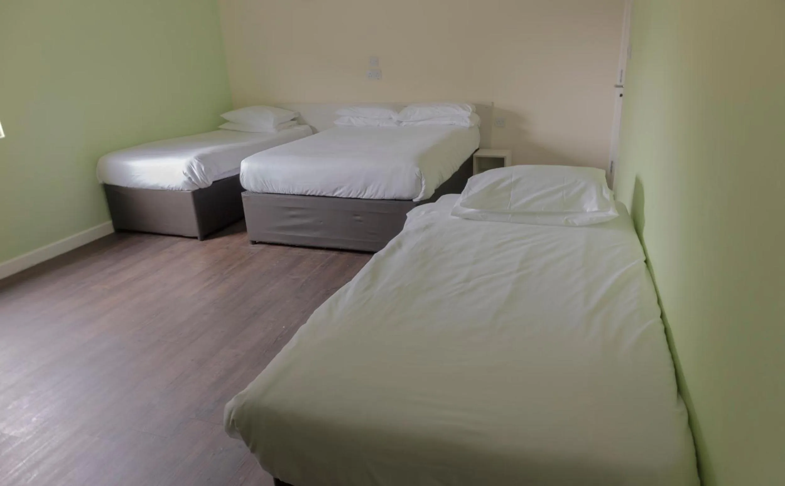 Bedroom, Bed in Primelodge Doncaster