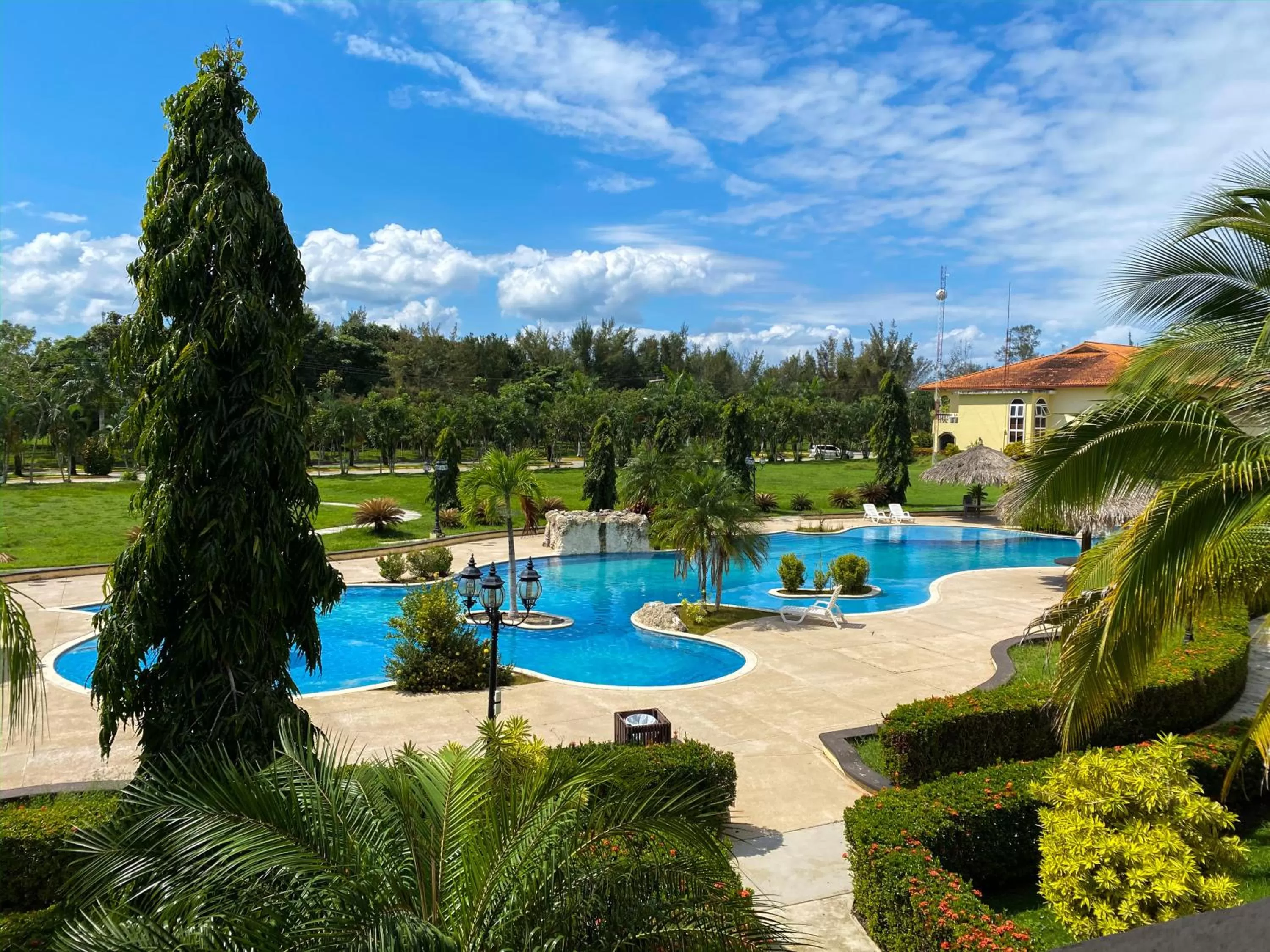 Pool view in La Ensenada Beach Resort
